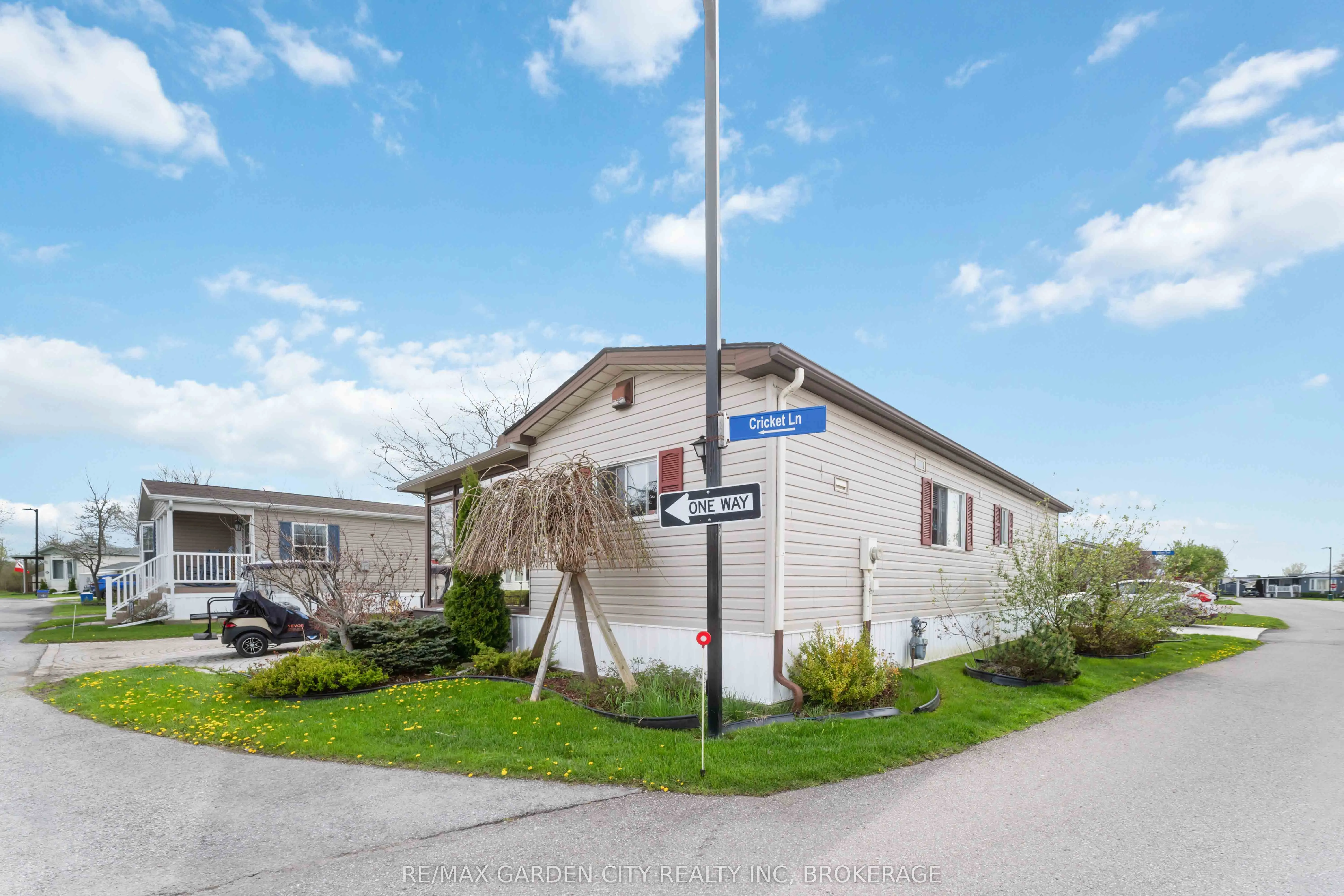 3033 TOWNLINE Road, #327