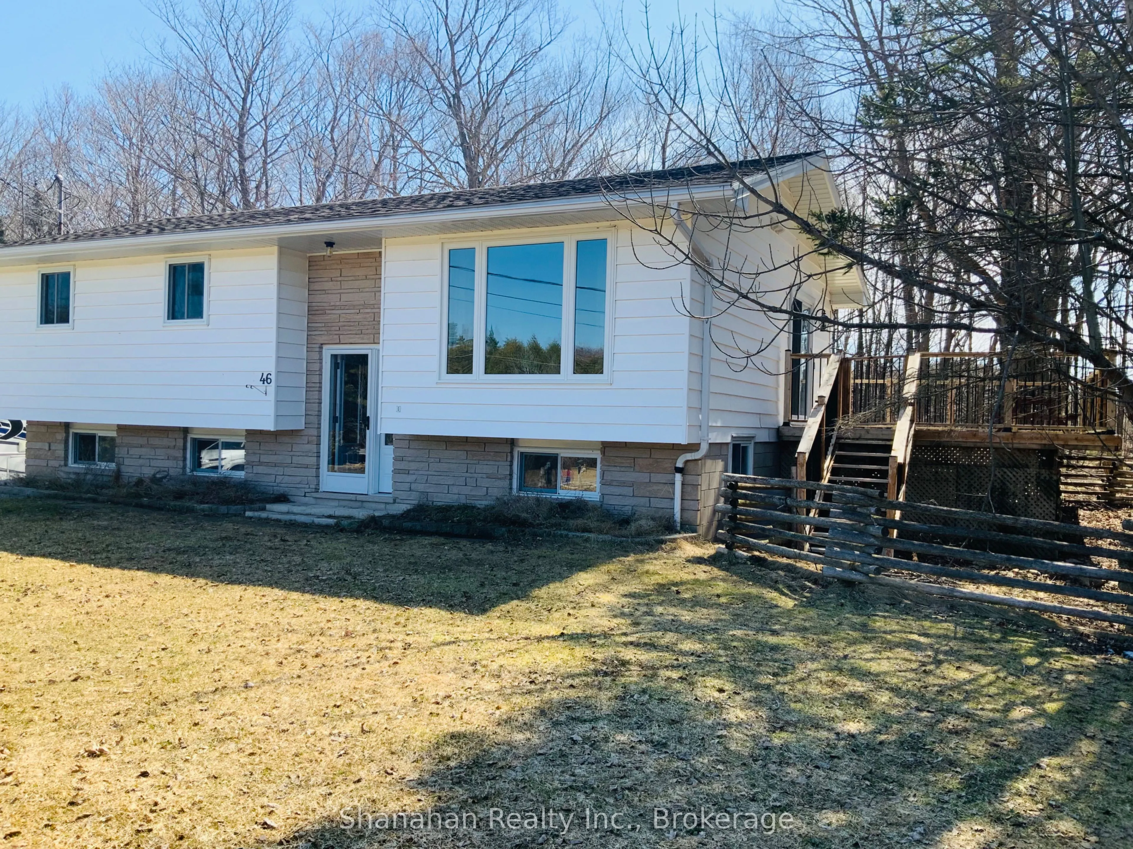 46 Maple Golf Crescent