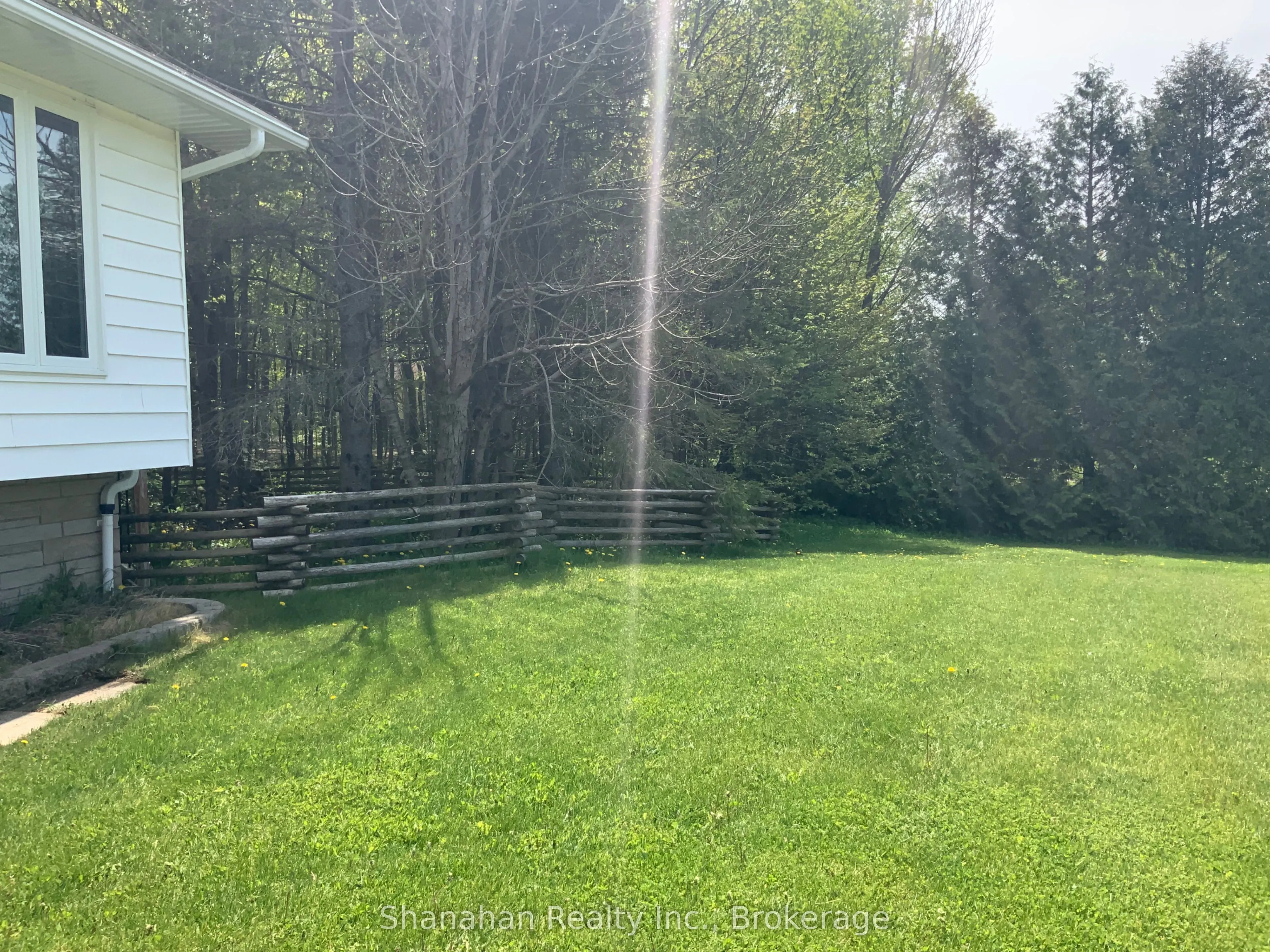 46 Maple Golf Crescent