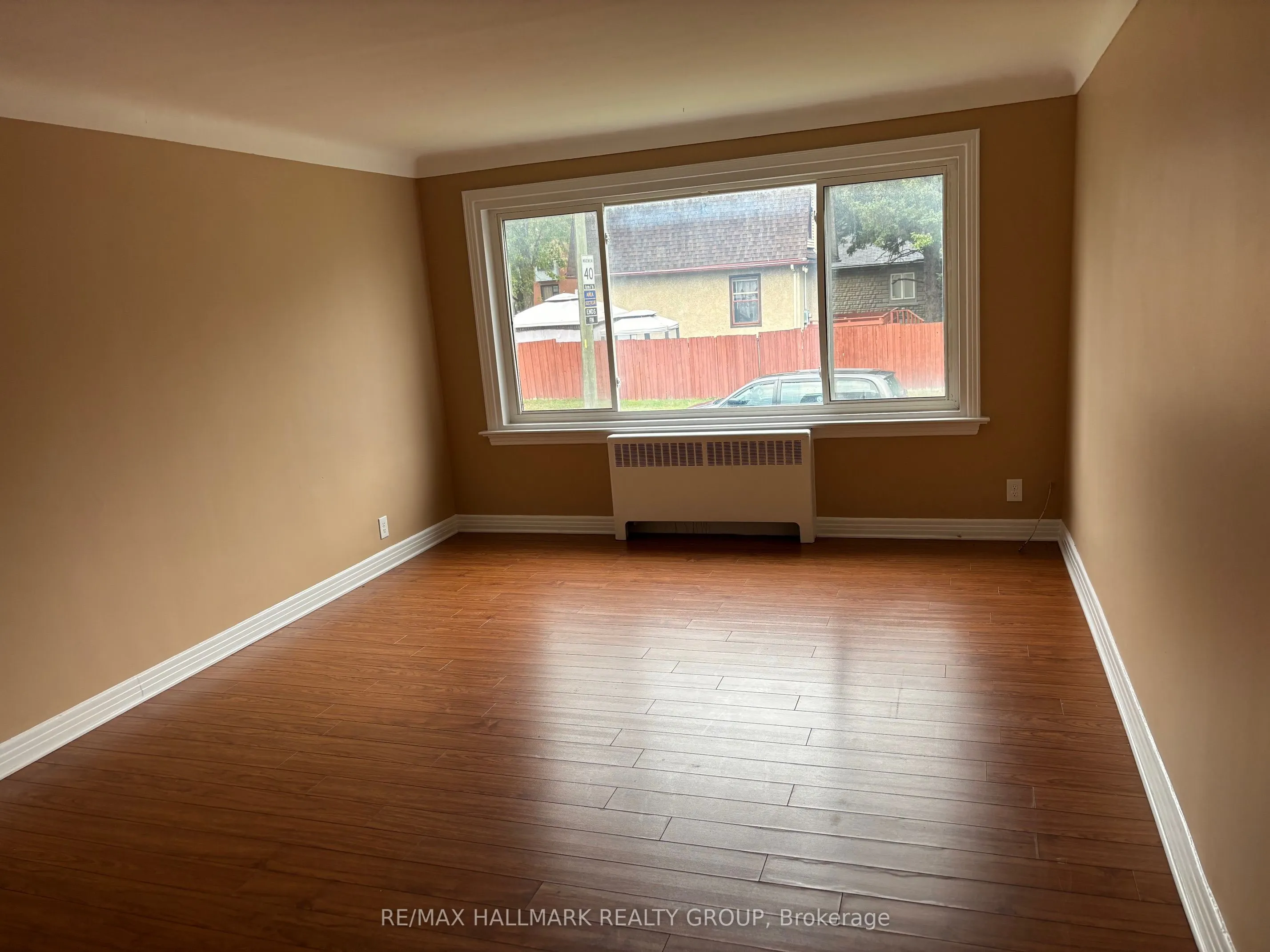 1376 TRENTON Avenue, #4