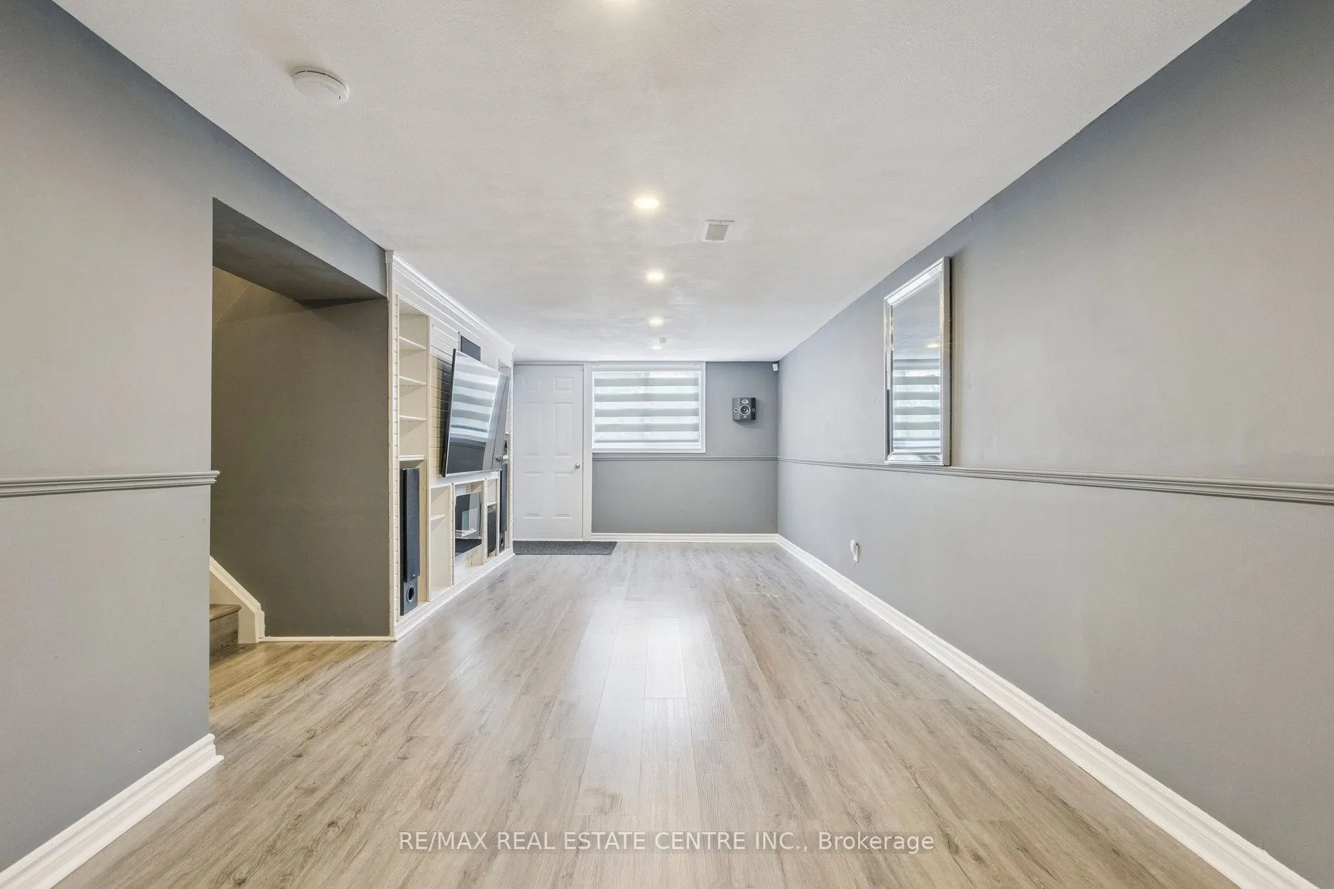 122 Mooregate Crescent