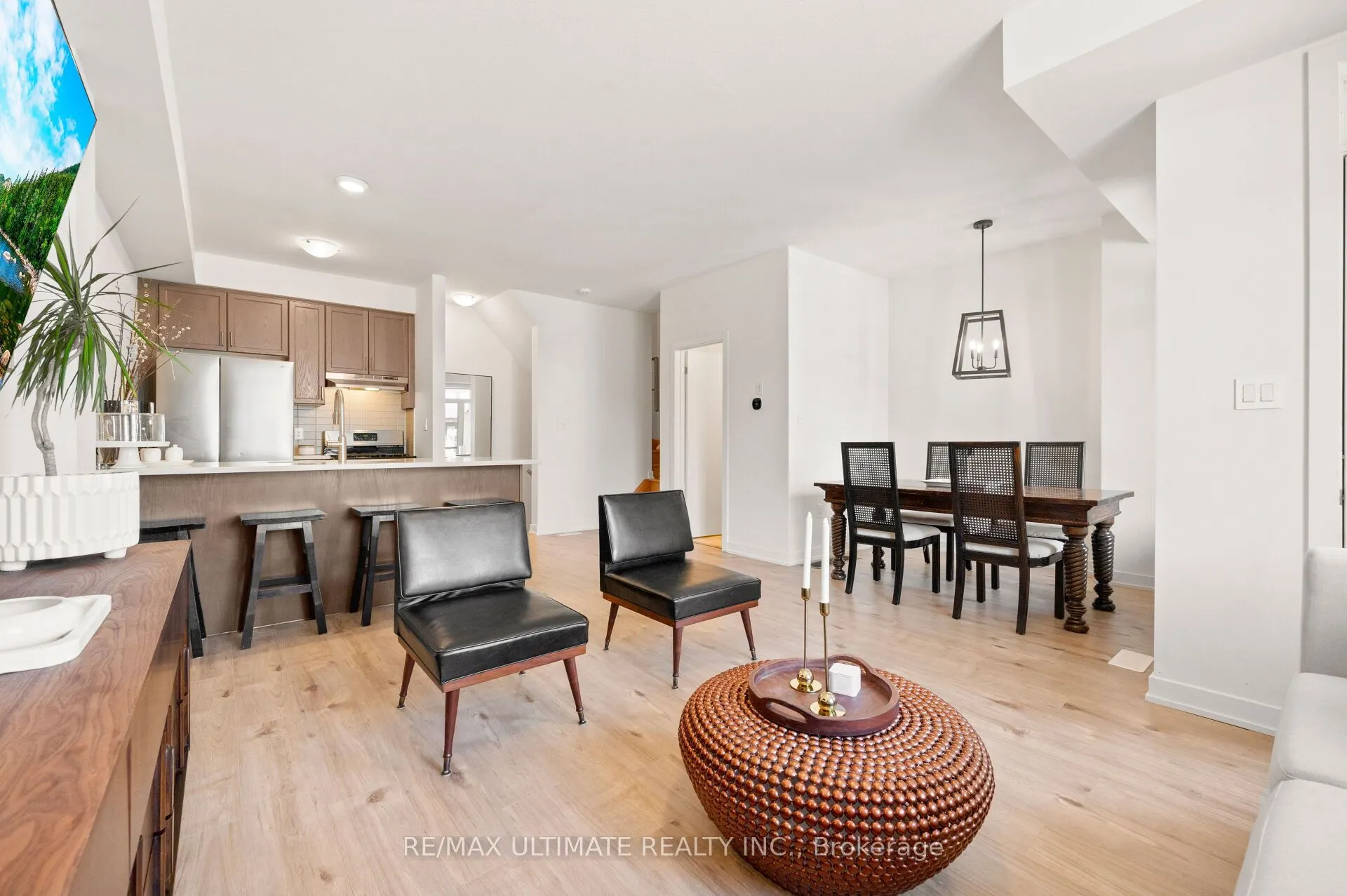 590 North Service Road, #79