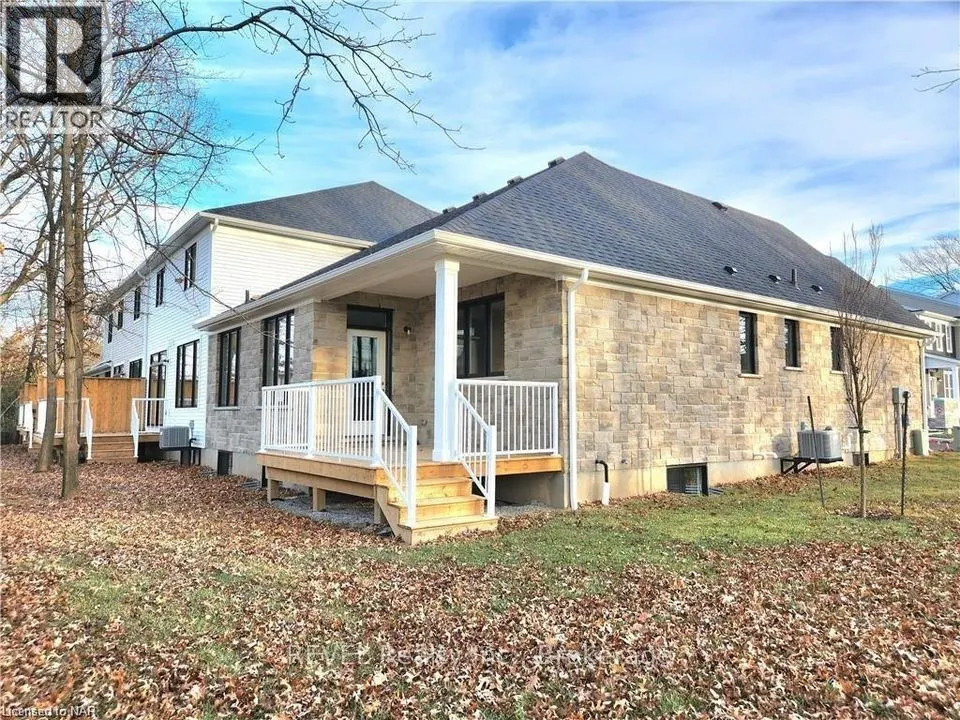 15 SHAMROCK Common