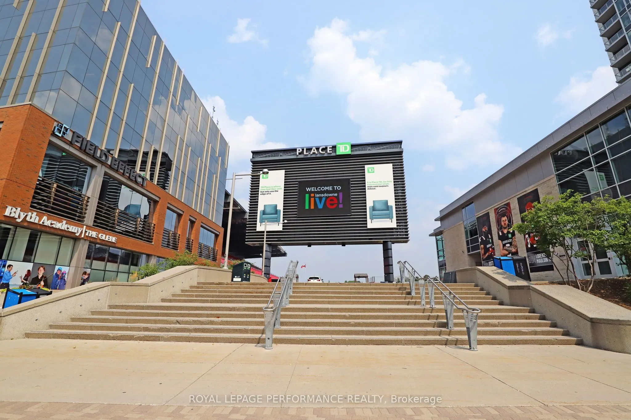 1035 BANK Street, #907