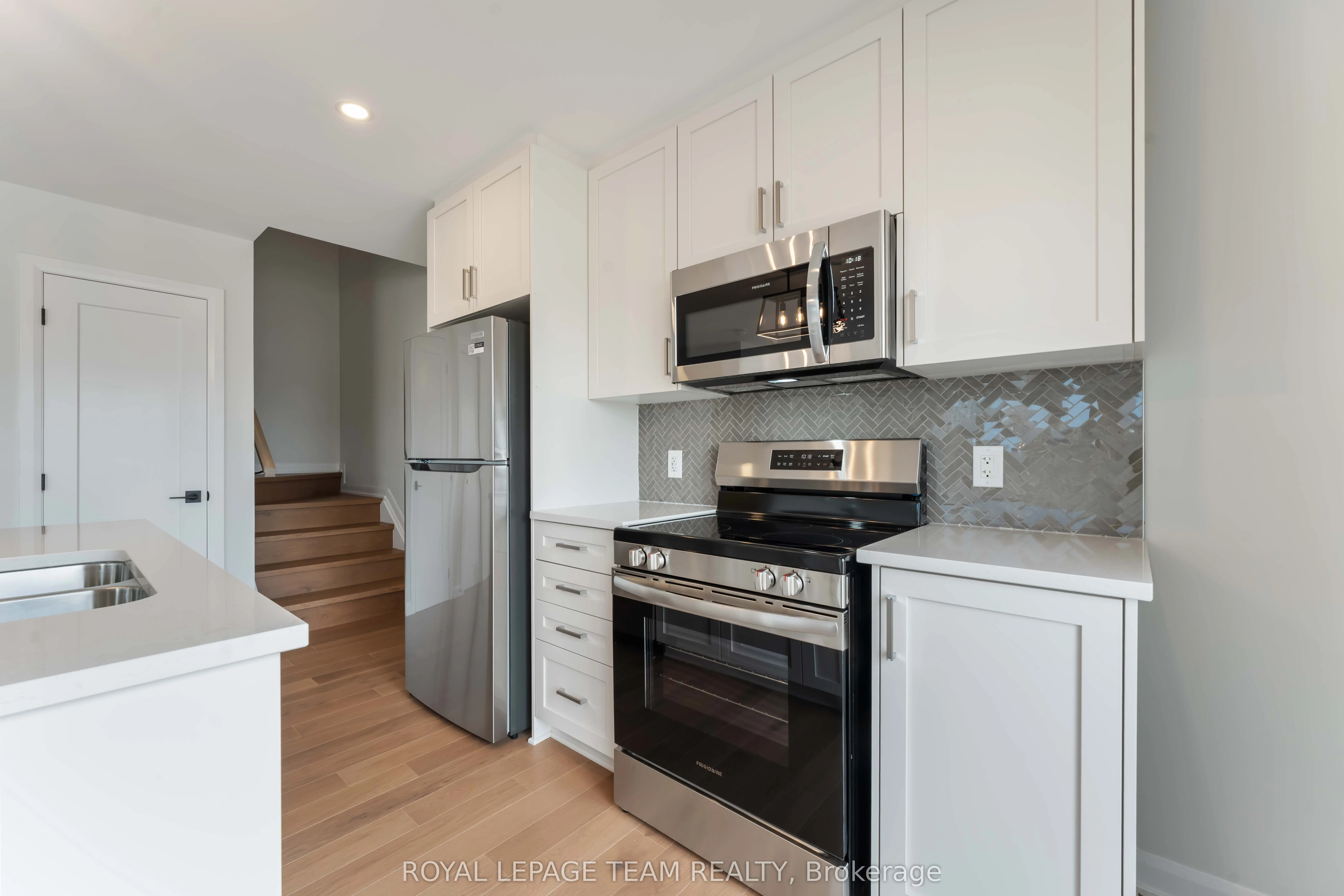 719 Arcadian Private, #0466