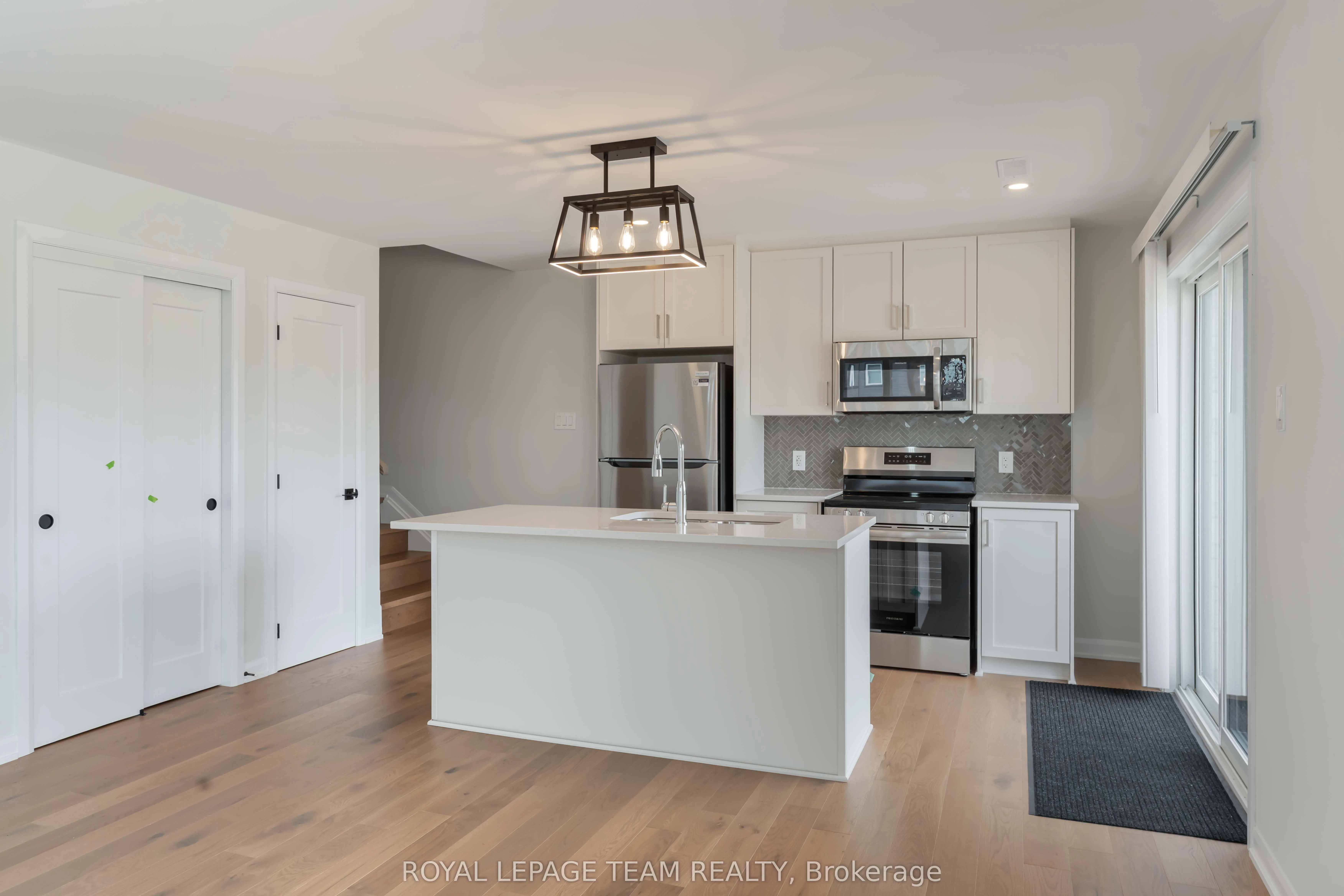 719 Arcadian Private, #0466