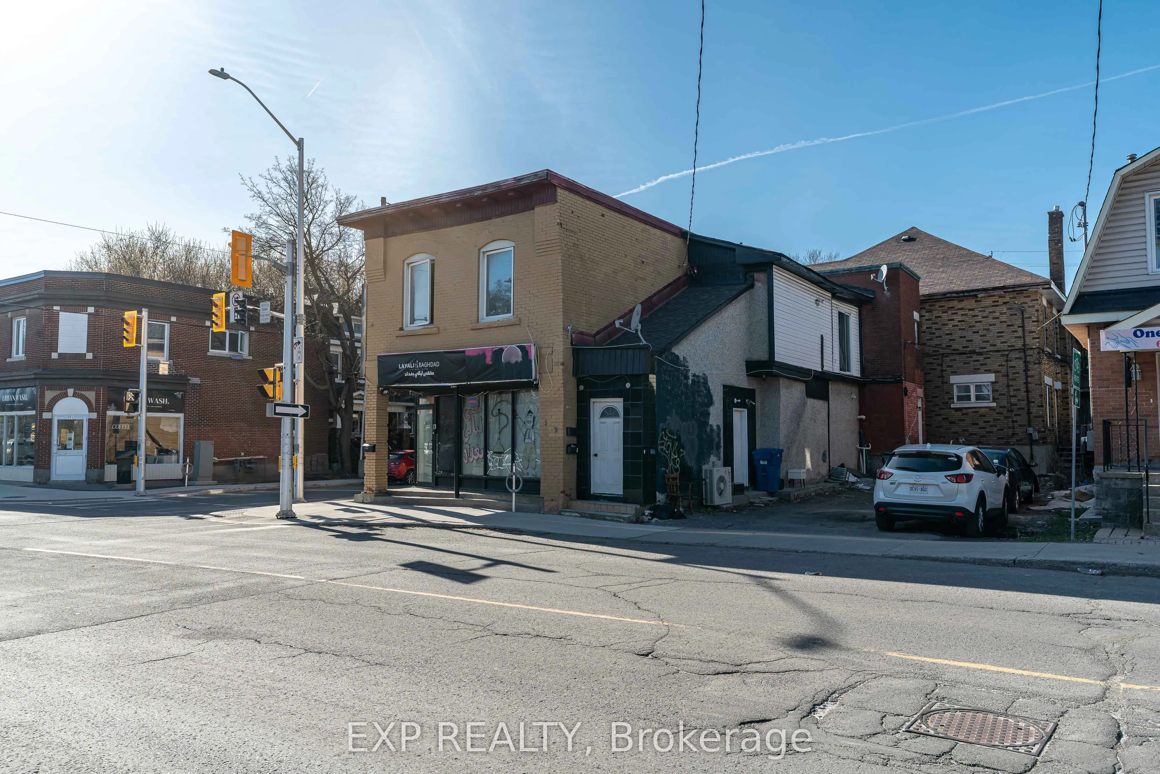 549 GLADSTONE Avenue