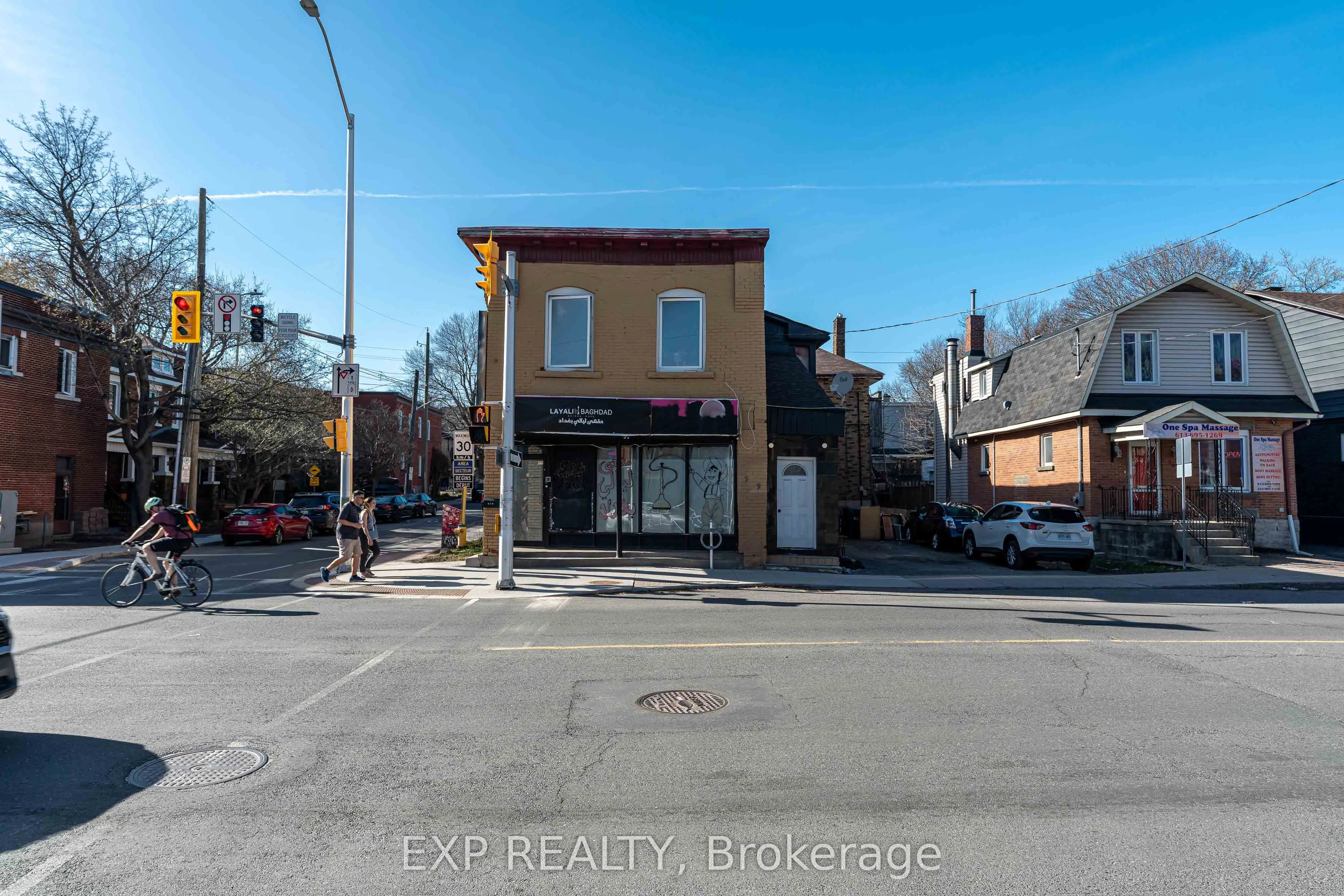 549 GLADSTONE Avenue
