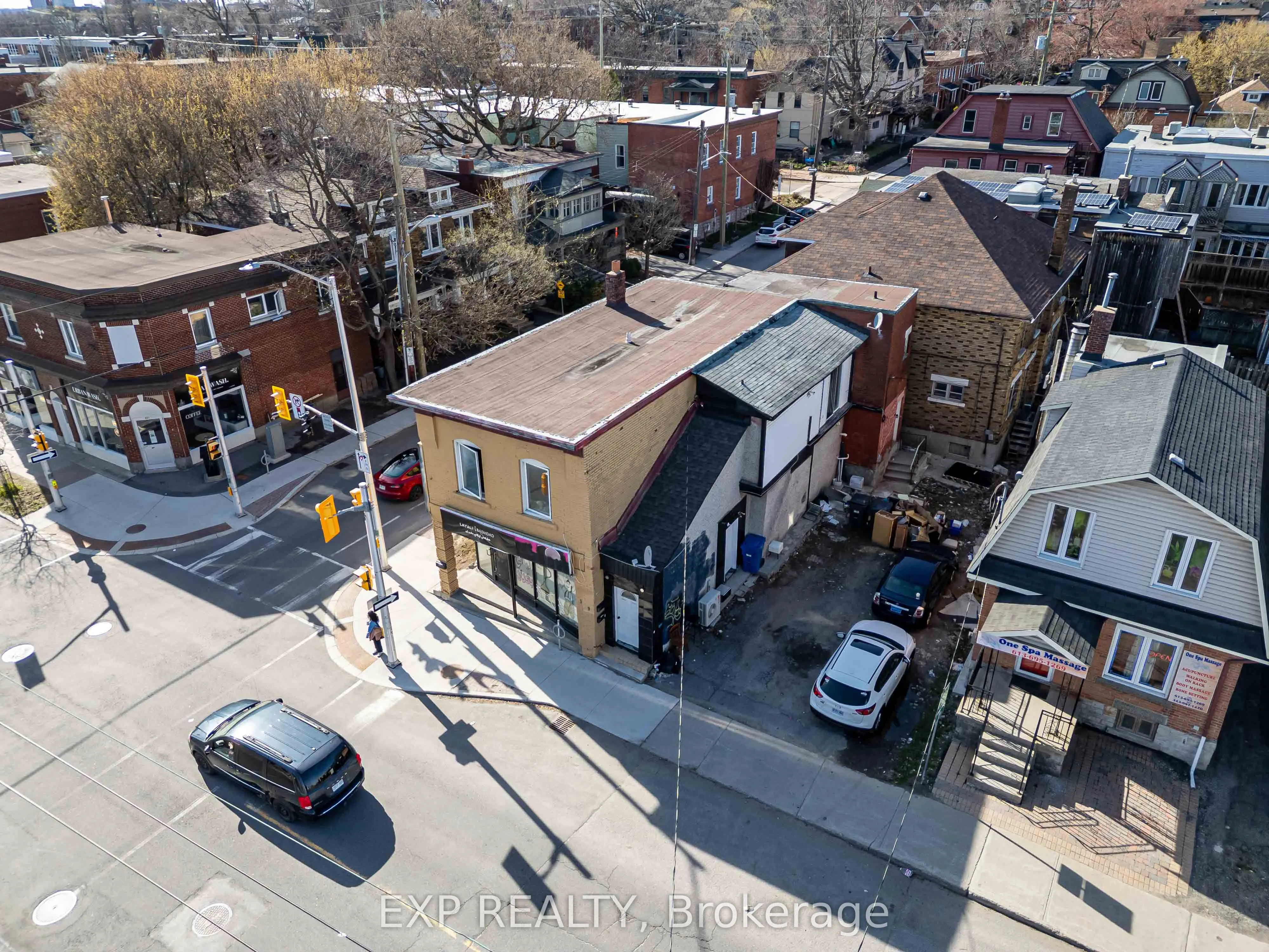 549 GLADSTONE Avenue