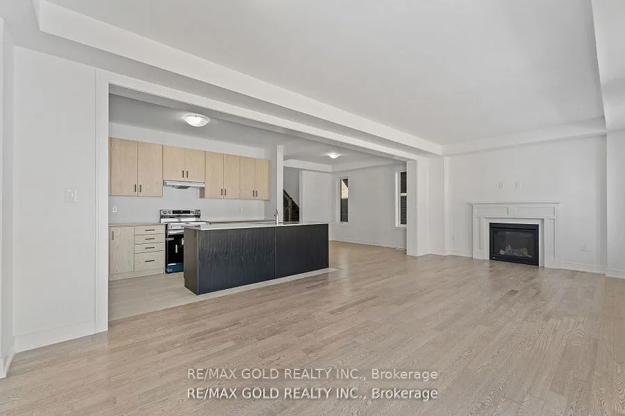 31 Stanley Leitch Drive