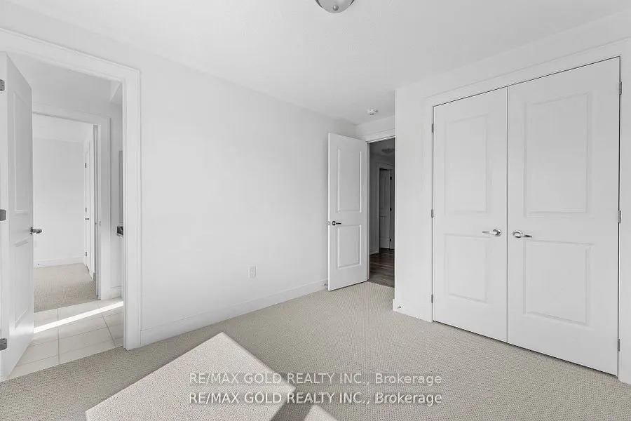 31 Stanley Leitch Drive