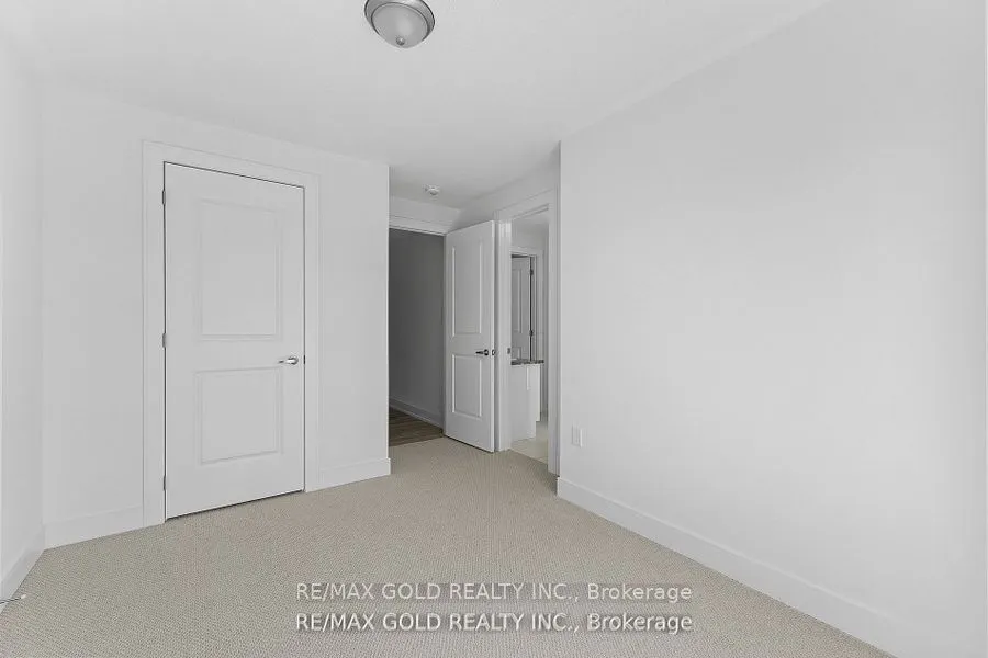 31 Stanley Leitch Drive