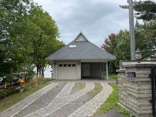220 Du Lac Promenade