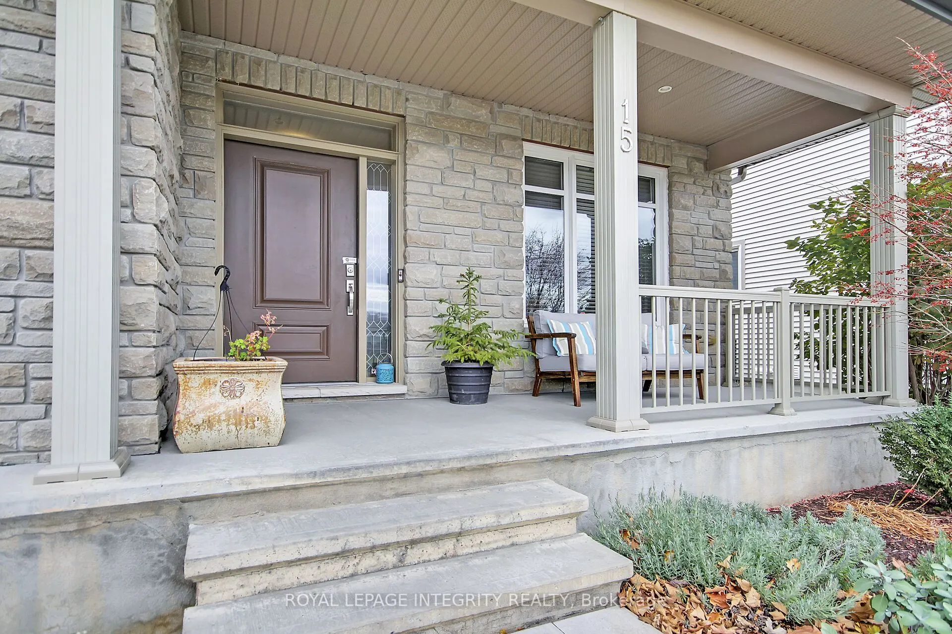 15 York Crossing