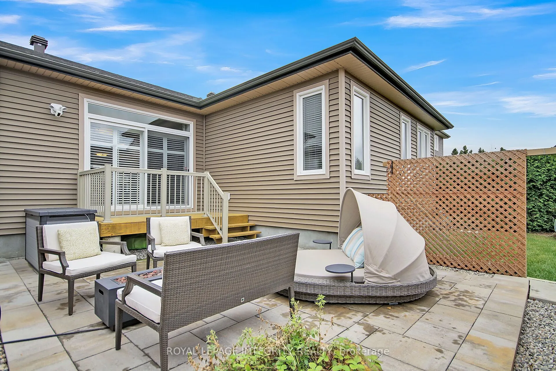 15 York Crossing