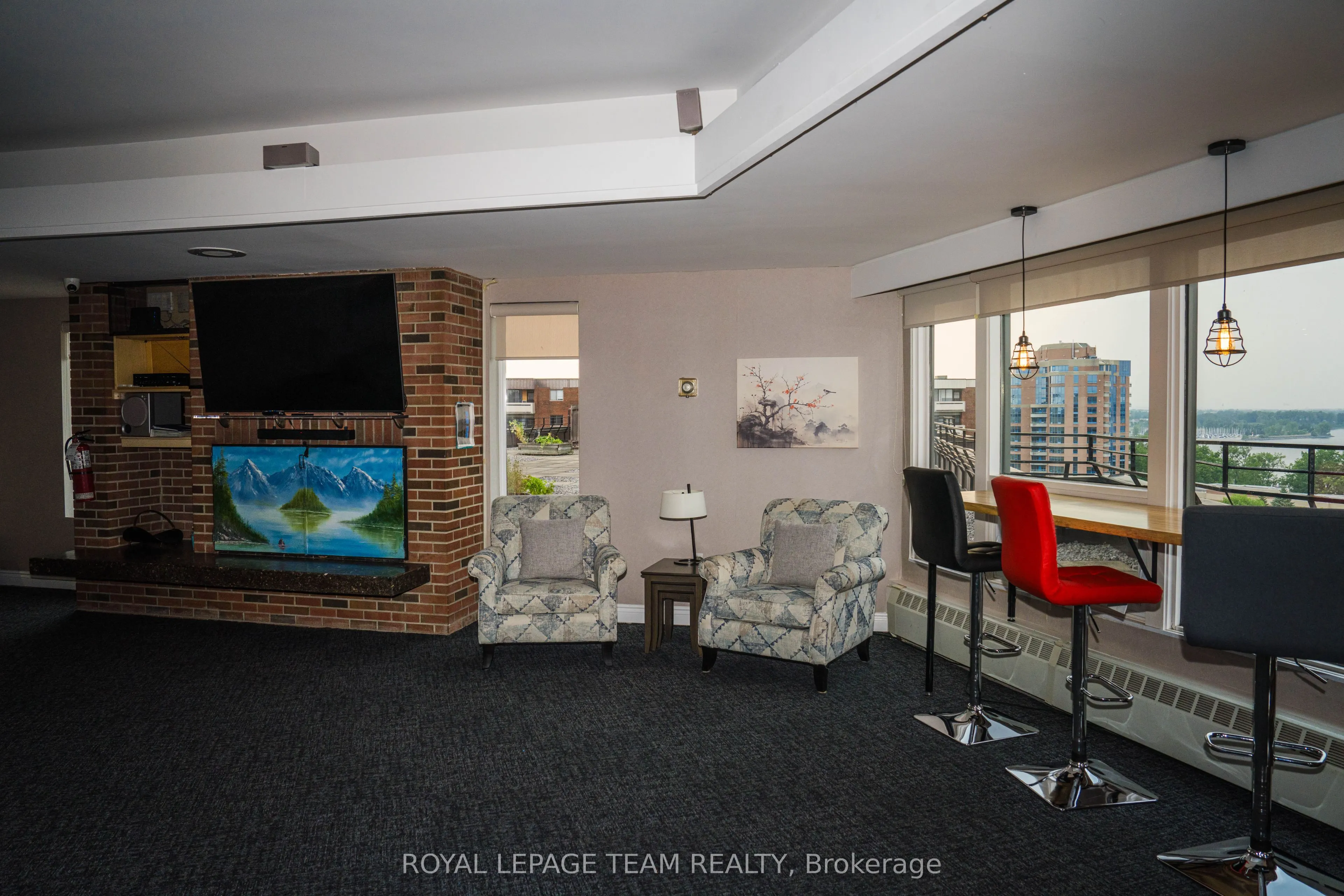 3100 Carling Avenue, #118
