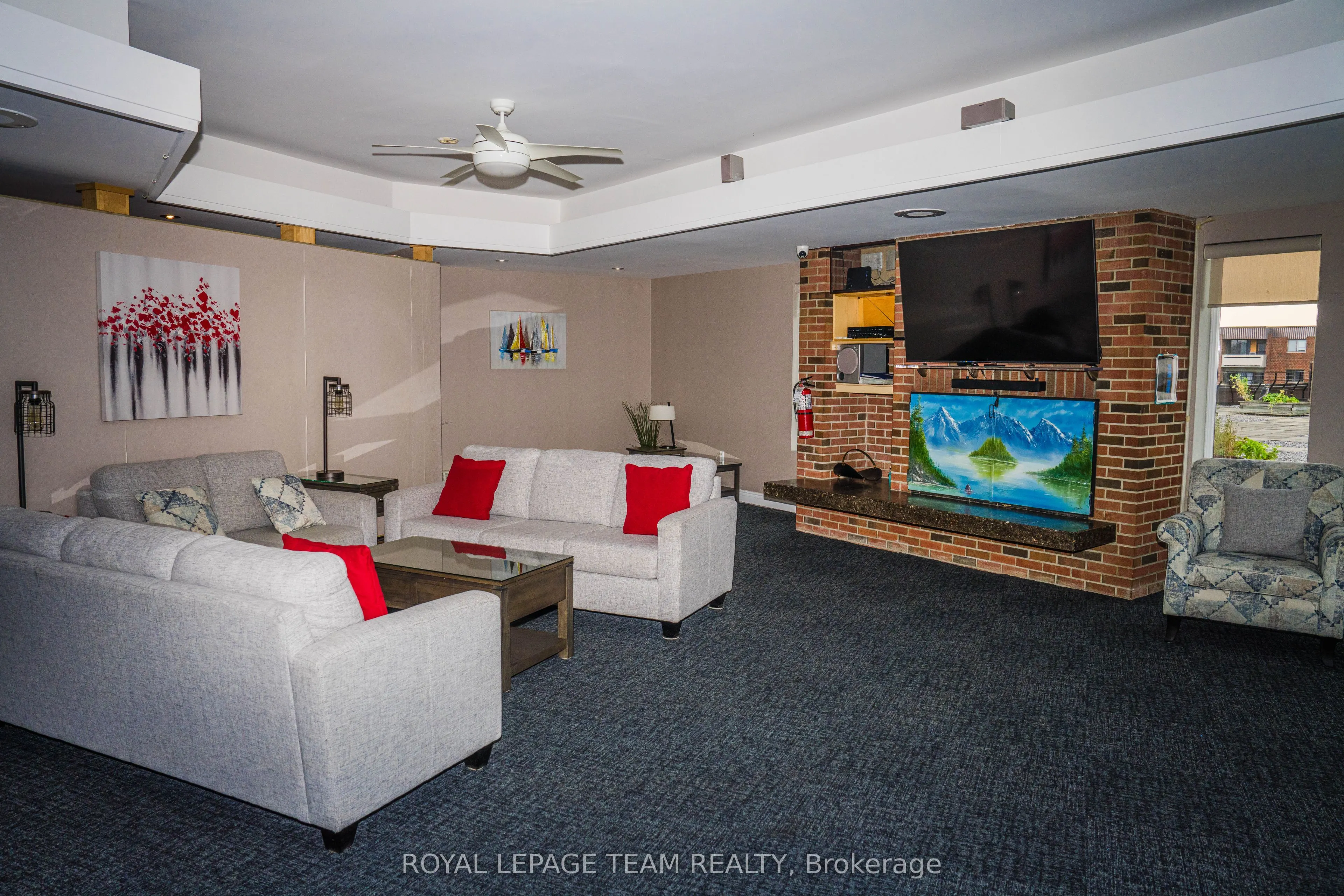 3100 Carling Avenue, #118