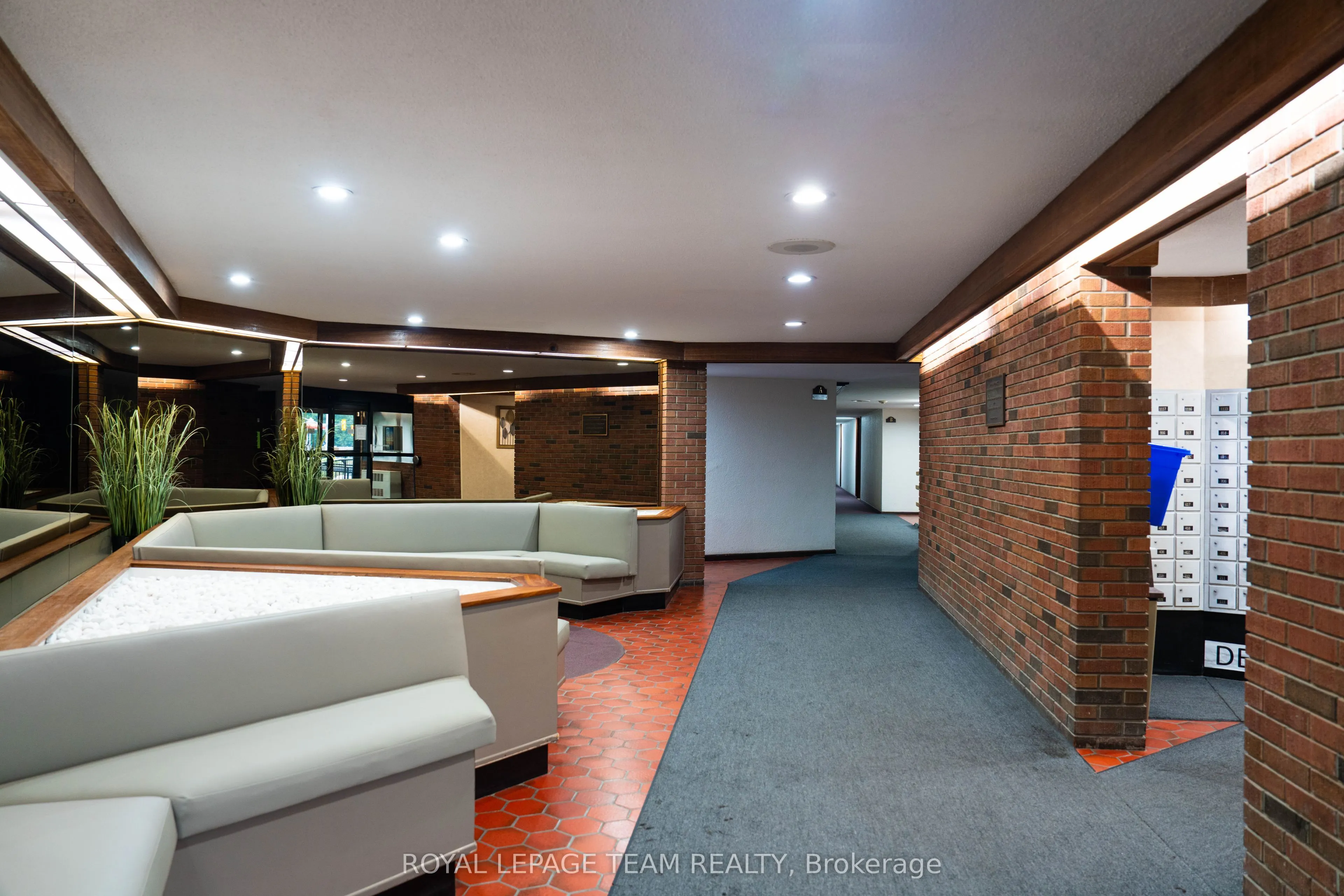 3100 Carling Avenue, #118