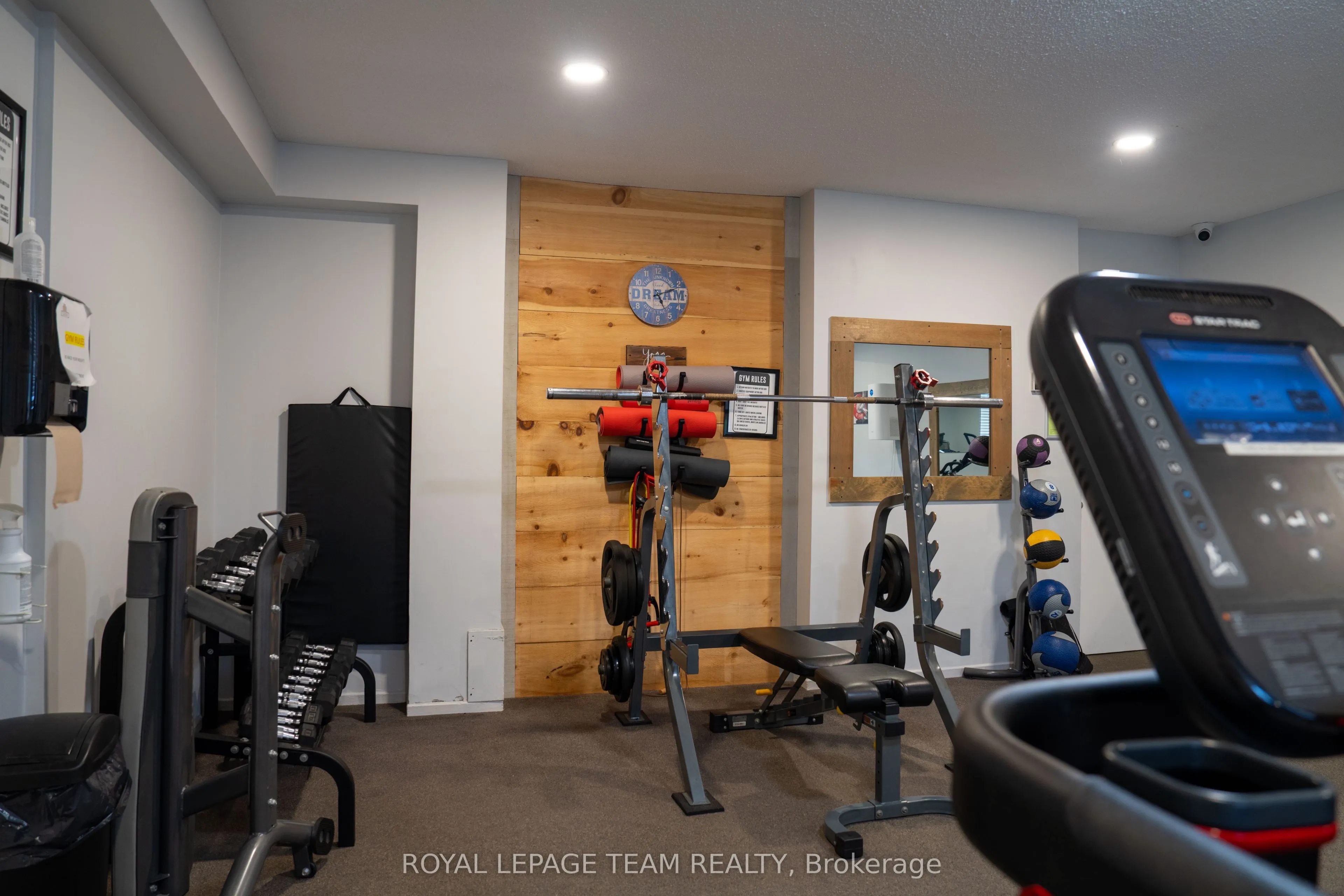 3100 Carling Avenue, #118