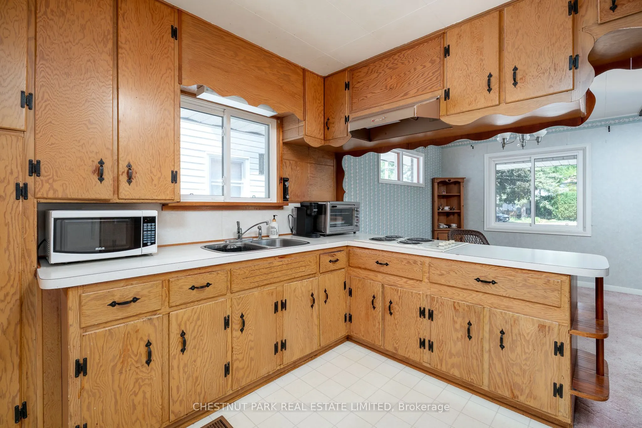9 Downes Avenue