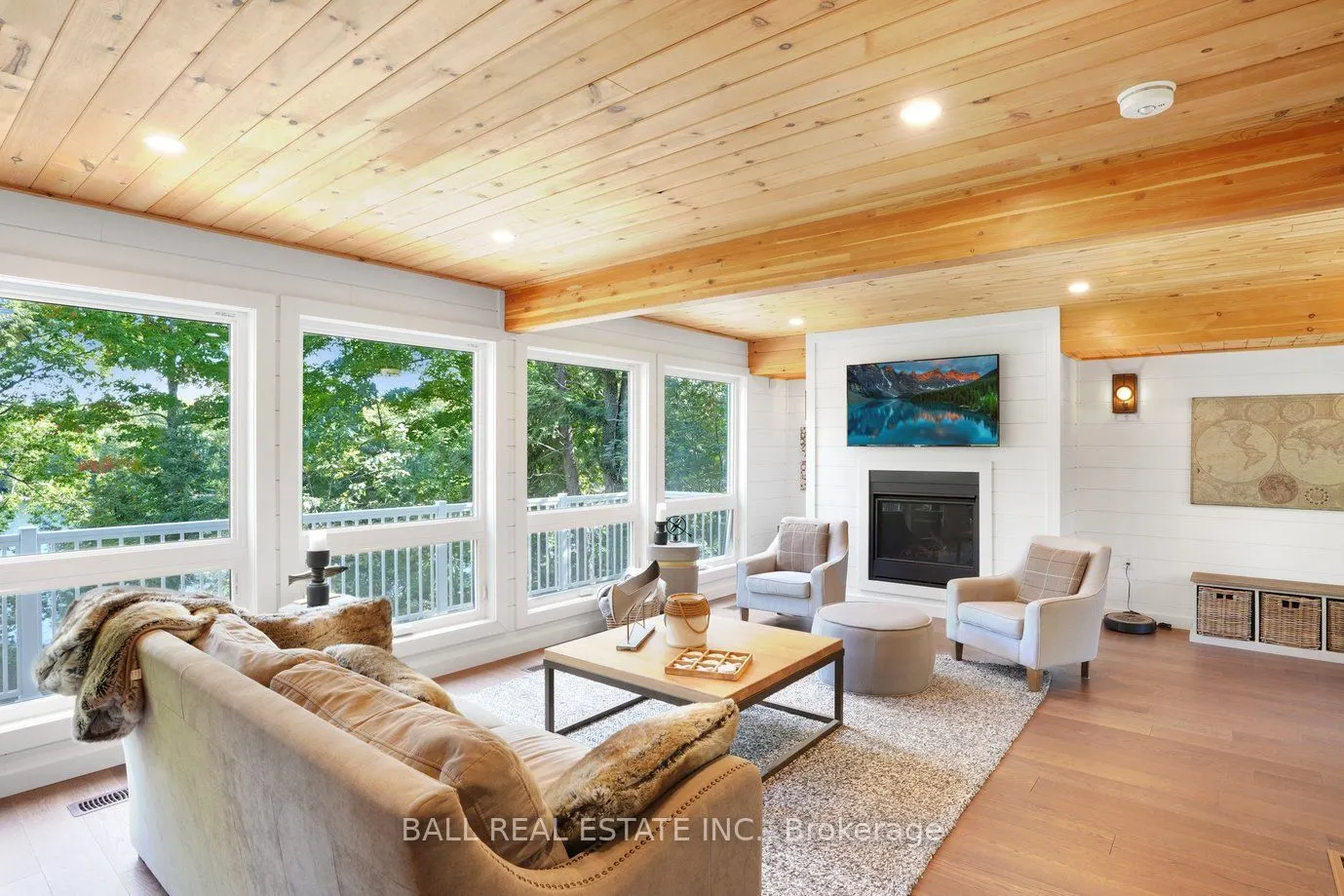 45 Hemlock Point Road