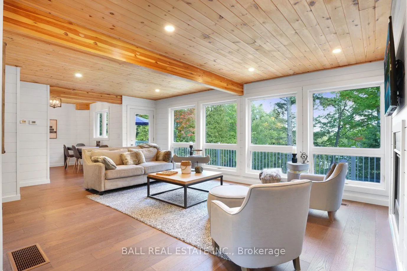 45 Hemlock Point Road