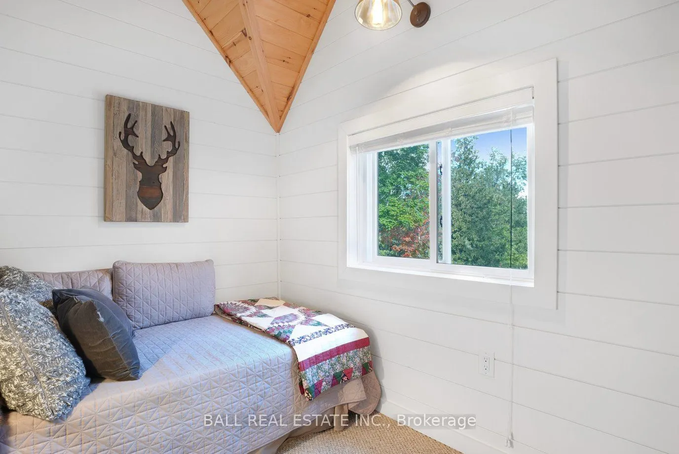 45 Hemlock Point Road