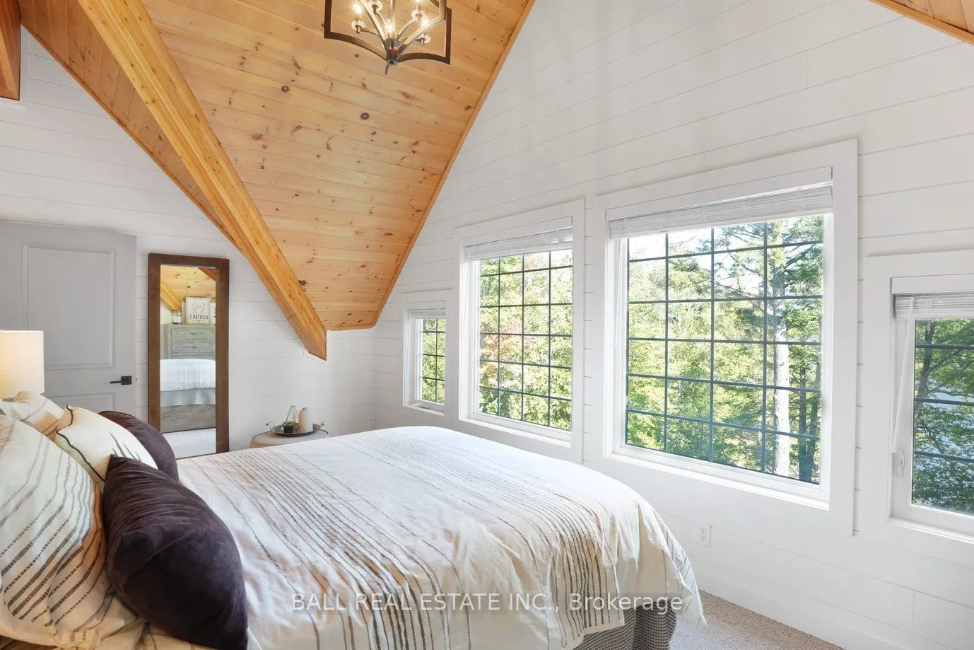 45 Hemlock Point Road