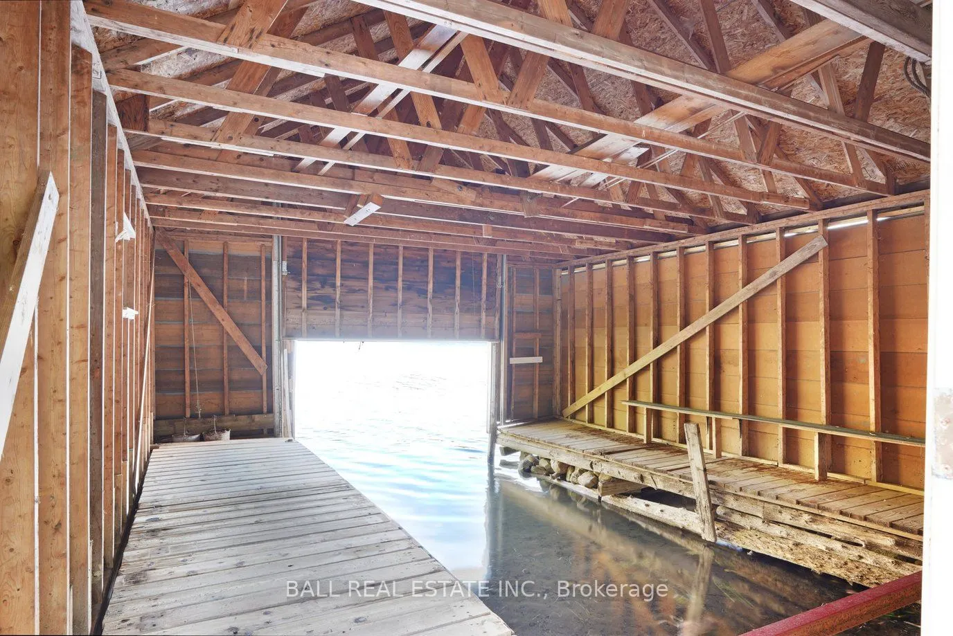 45 Hemlock Point Road