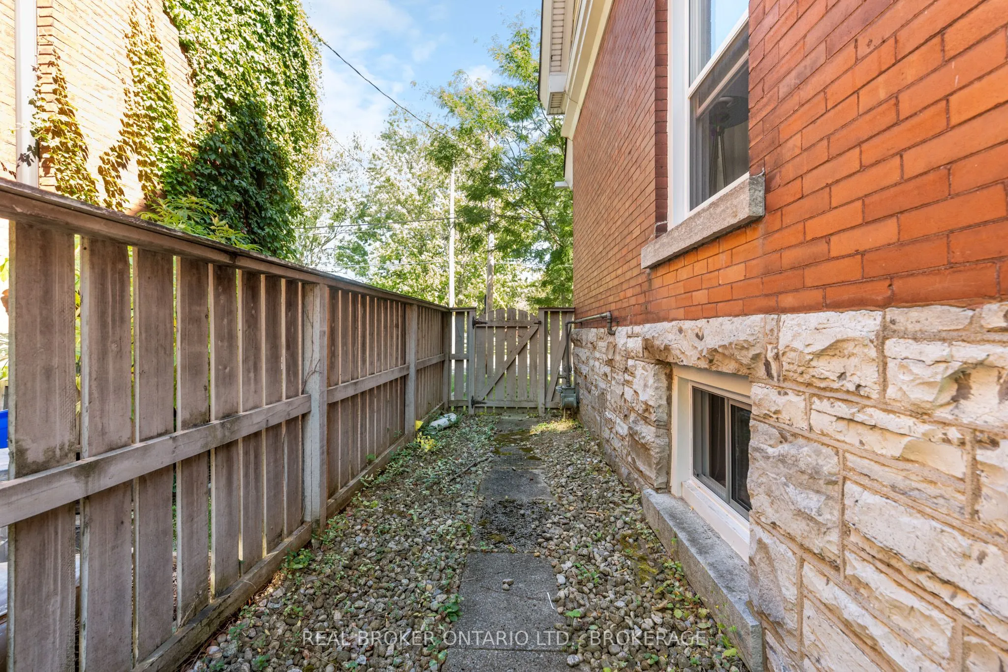 368 Albert Street