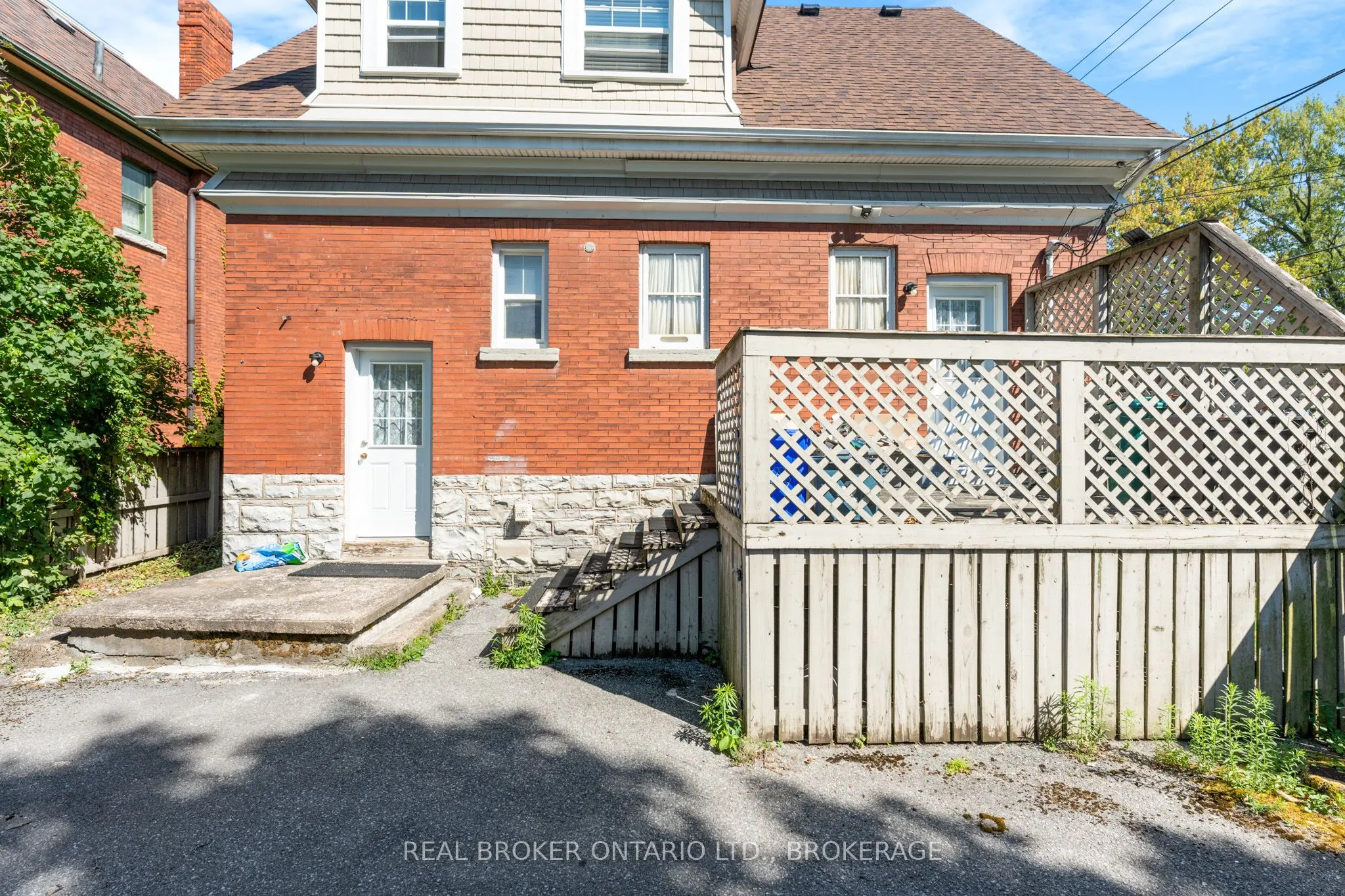 368 Albert Street