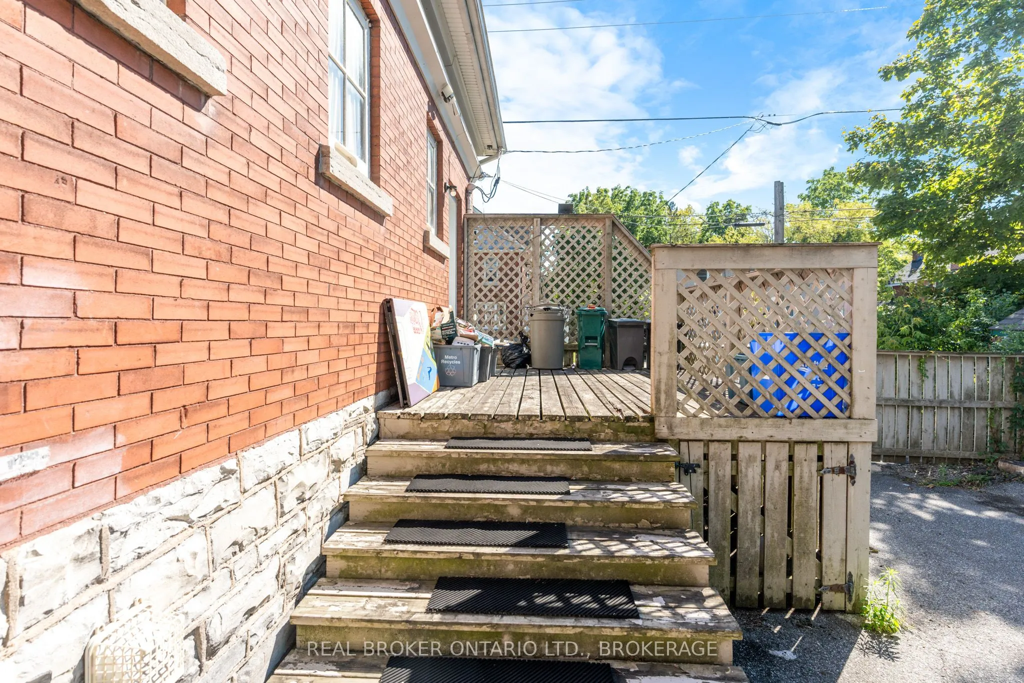 368 Albert Street