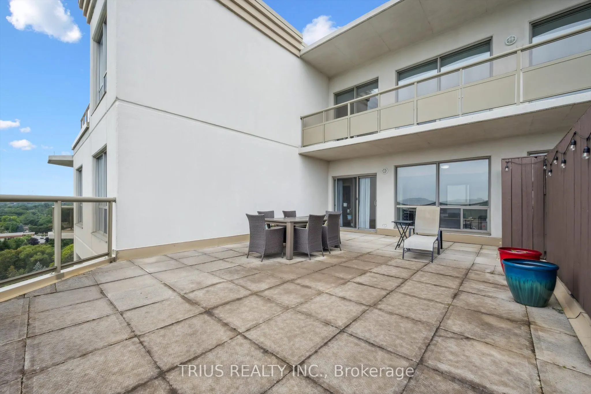 255 Keats Way, #1303