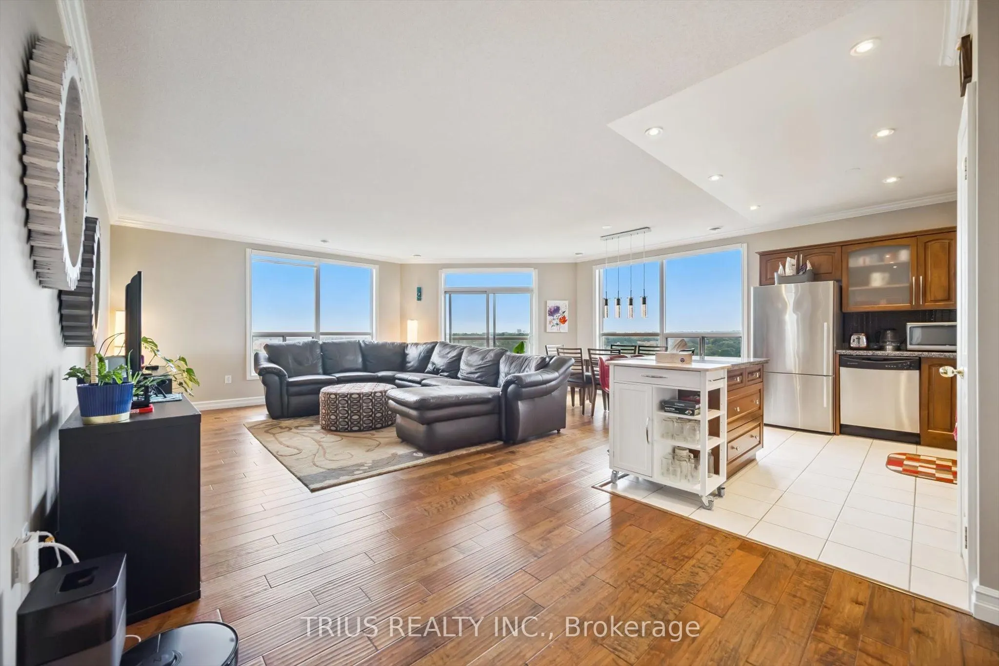 255 Keats Way, #1303