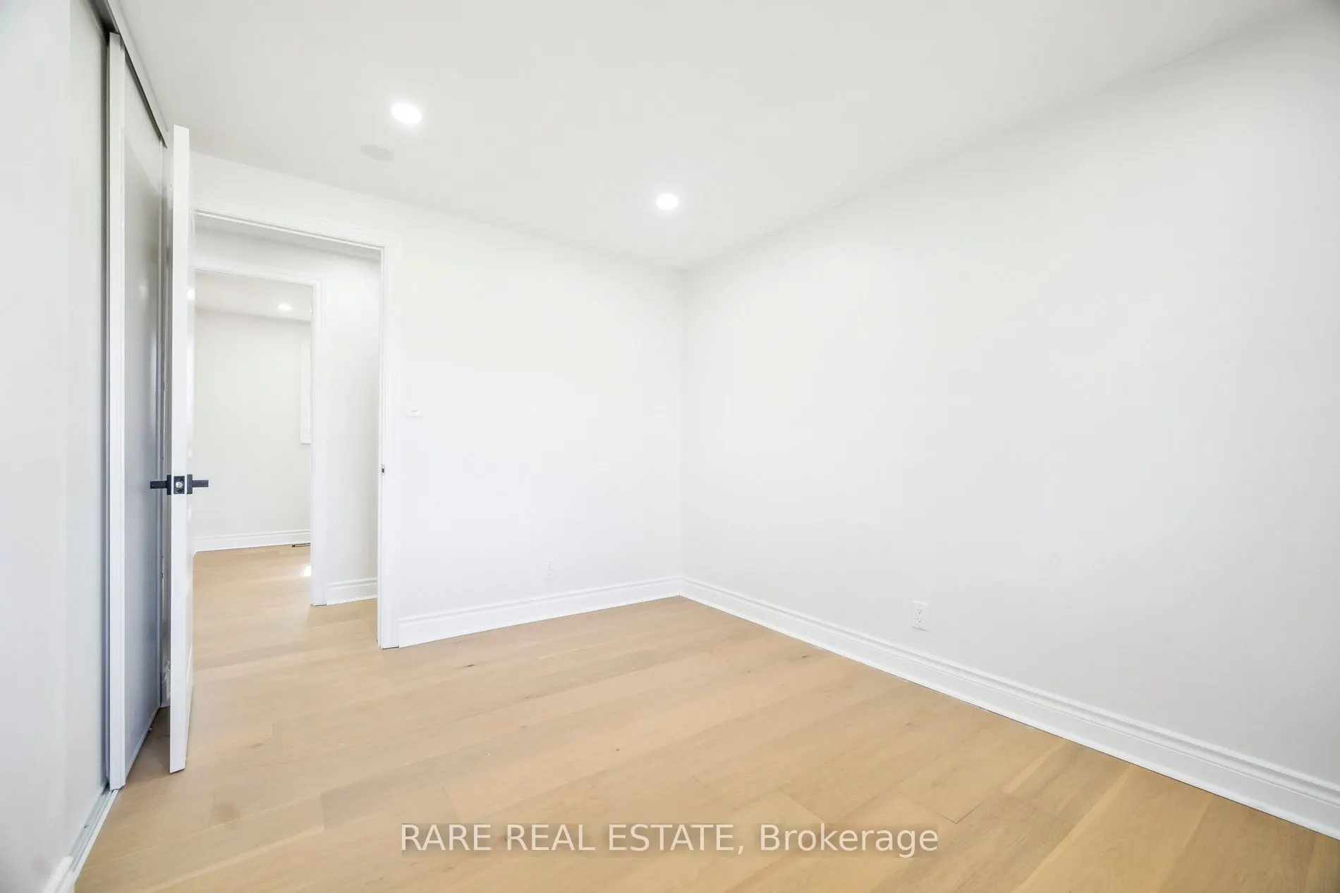 314 Laughton Crescent