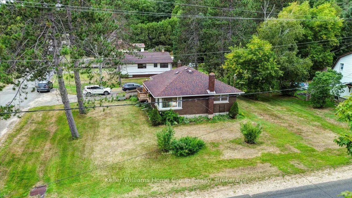 2 EASTON Avenue