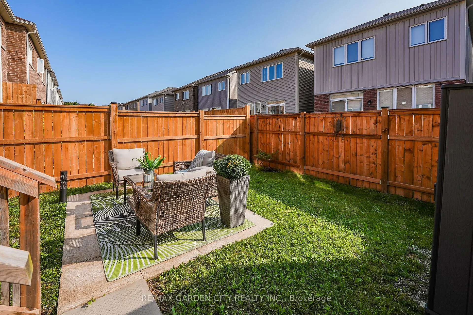7774 Redbud Lane