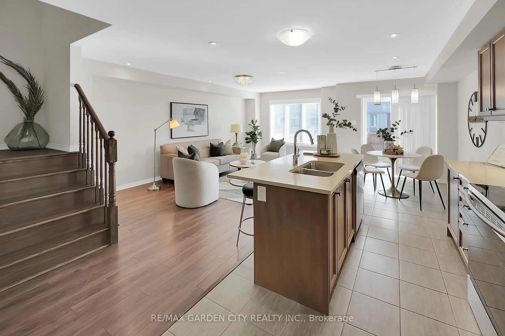 7774 Redbud Lane