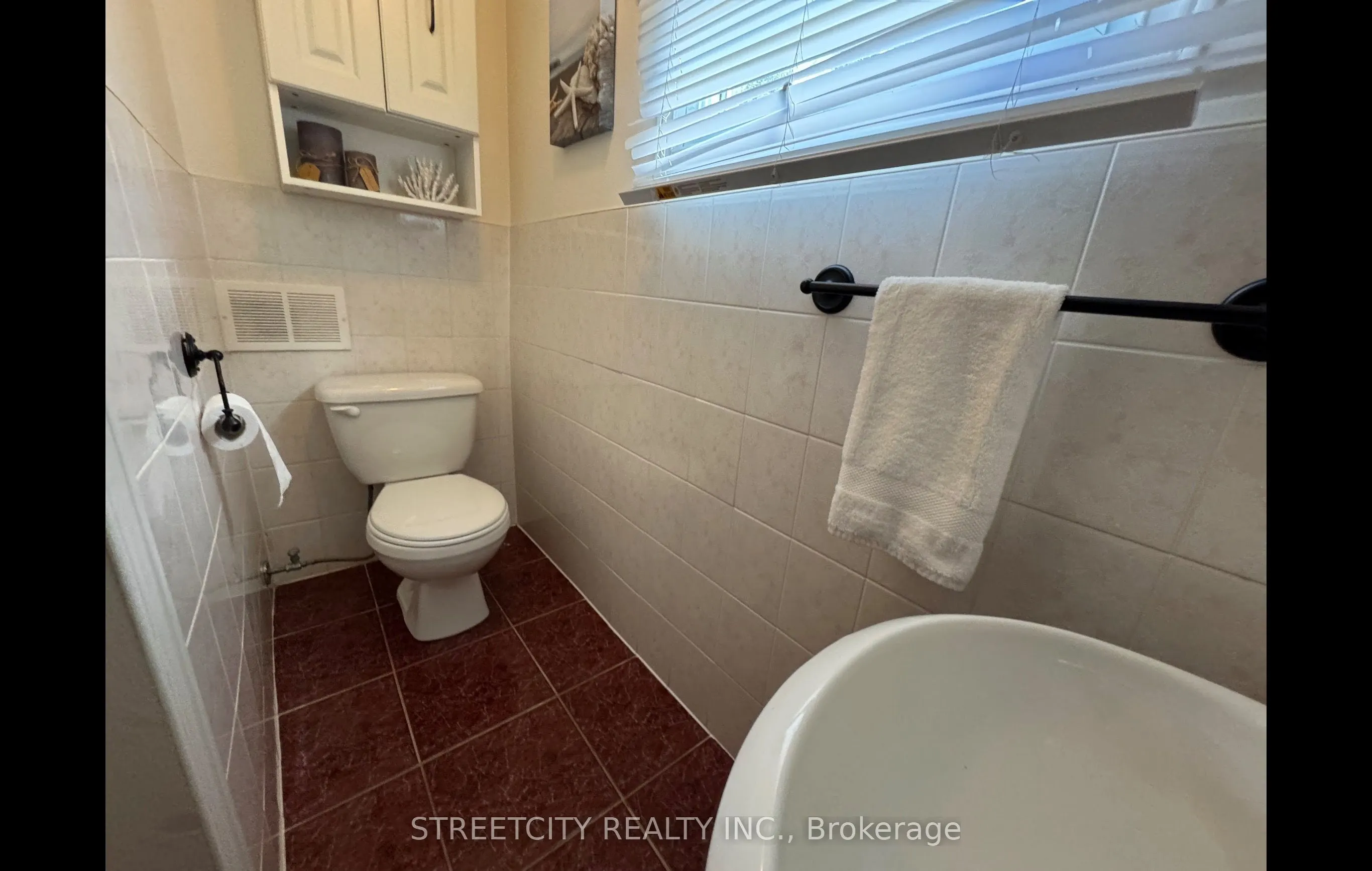 924 Valetta Street