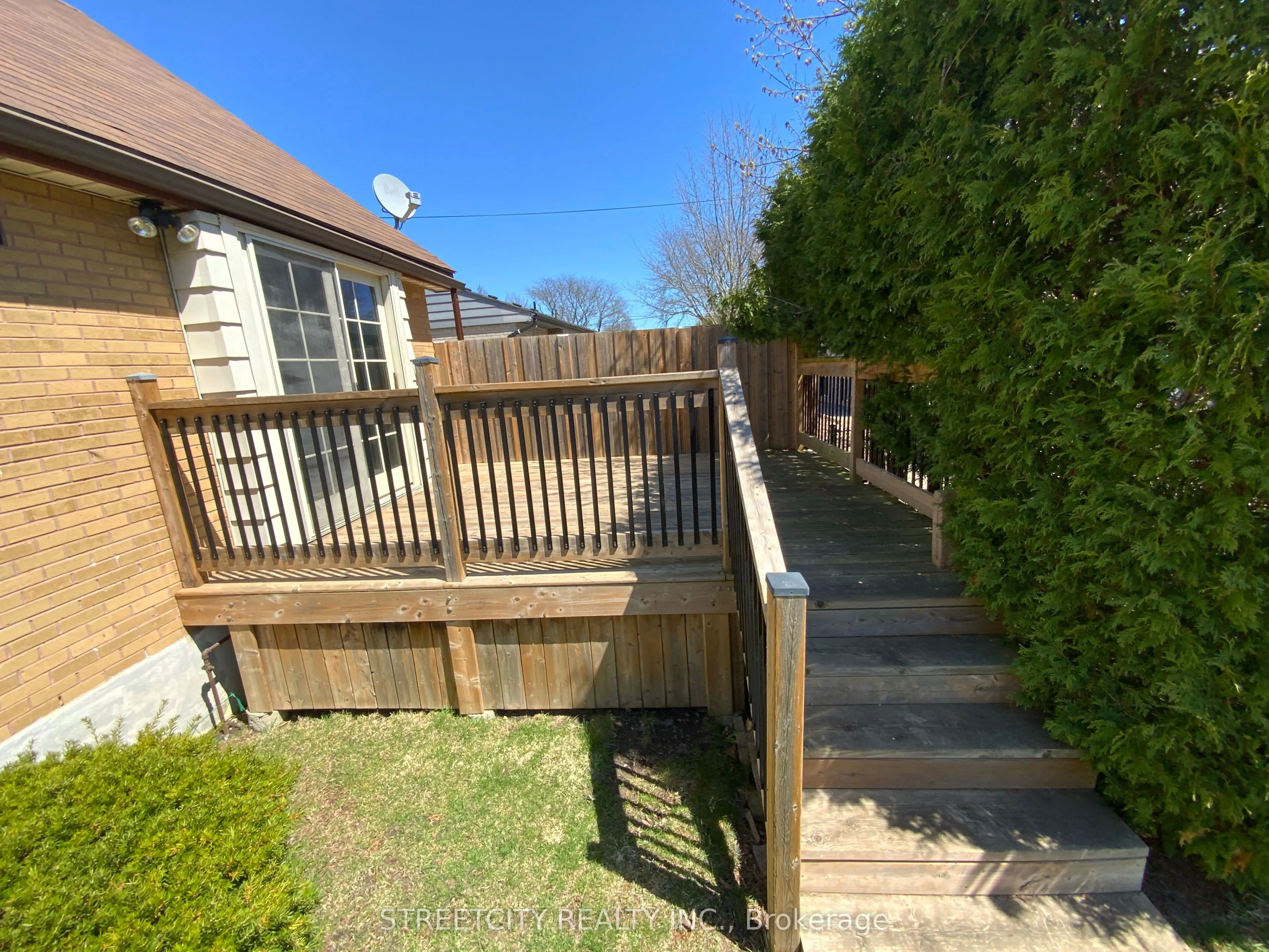 924 Valetta Street