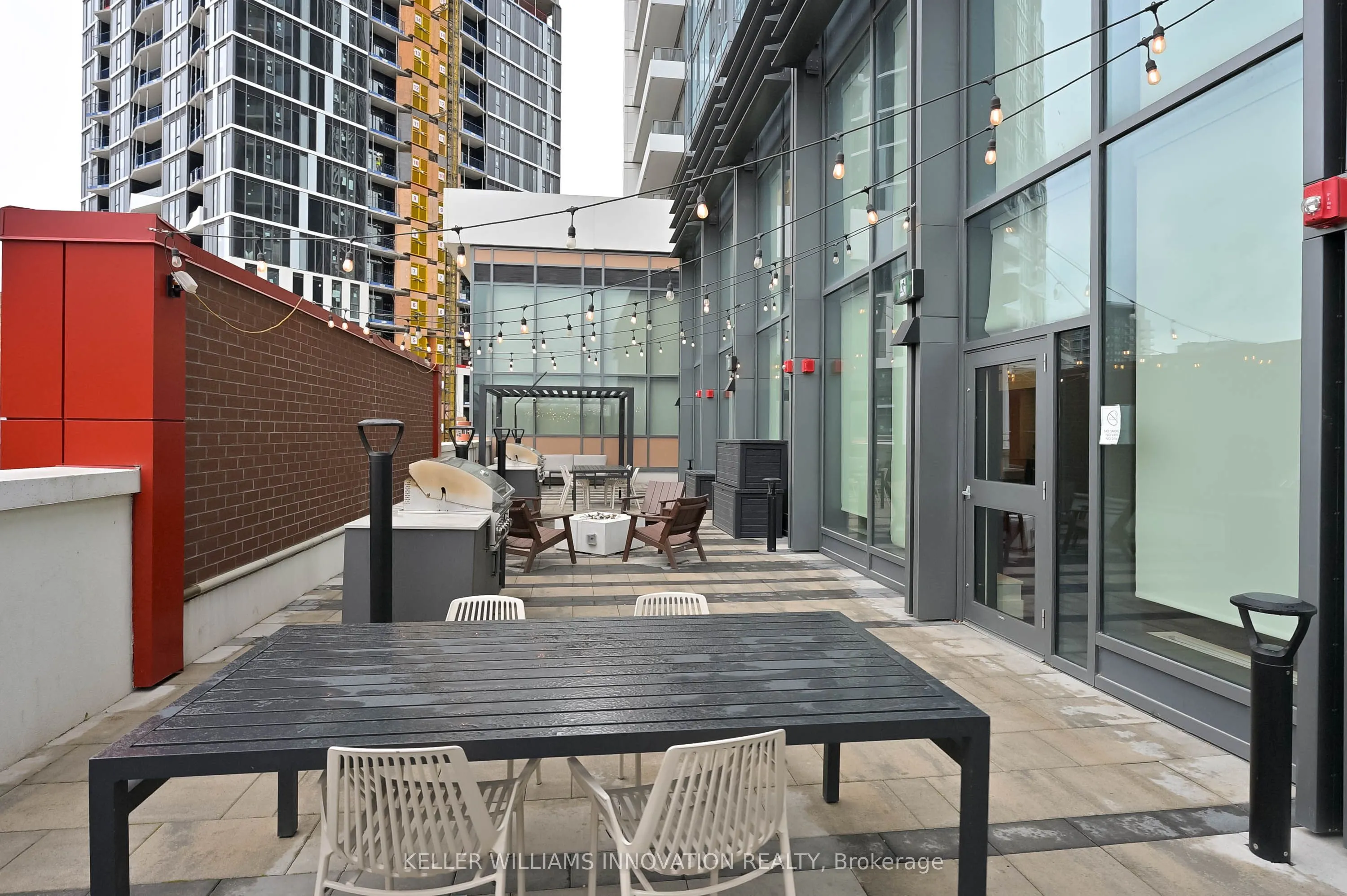 5 wellington Street S, #1012