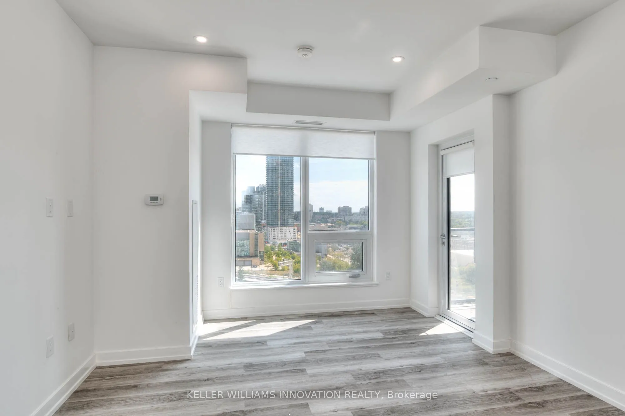 5 wellington Street S, #1012