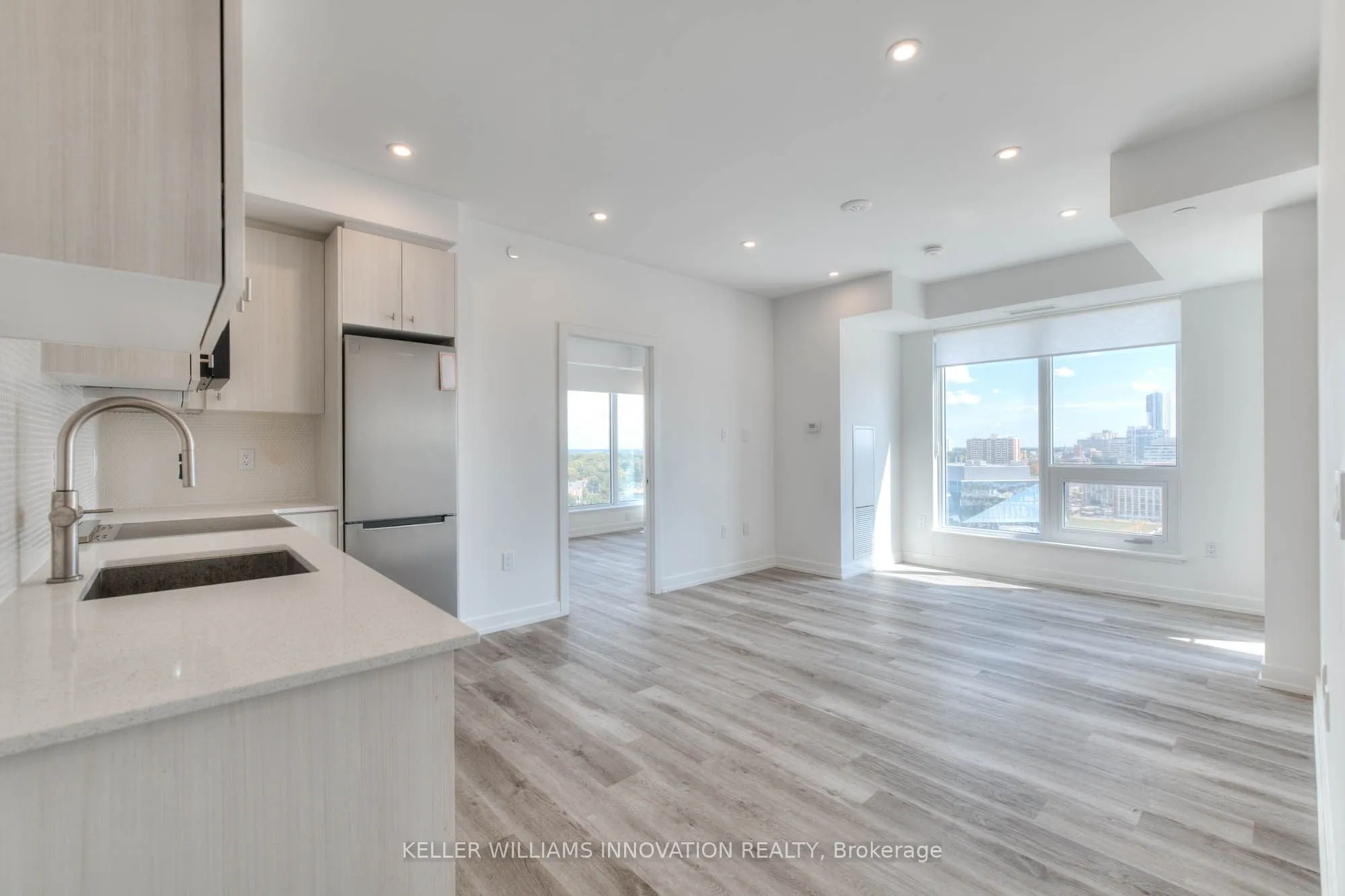 5 wellington Street S, #1012