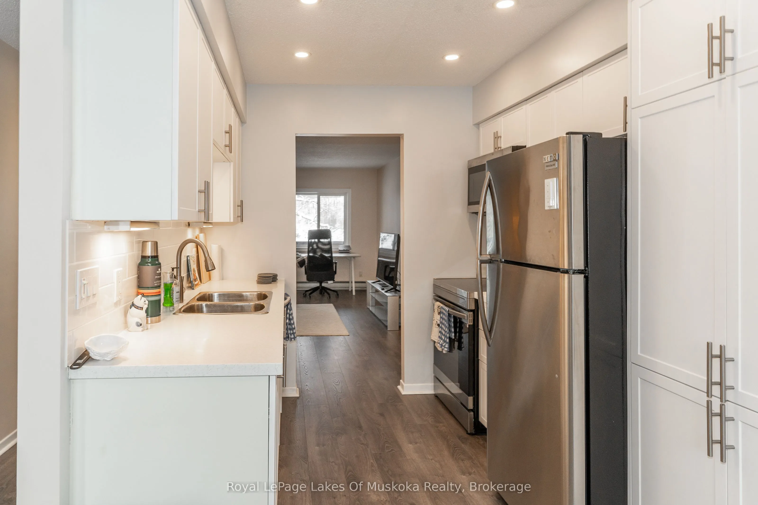 142 Ecclestone Drive, #10