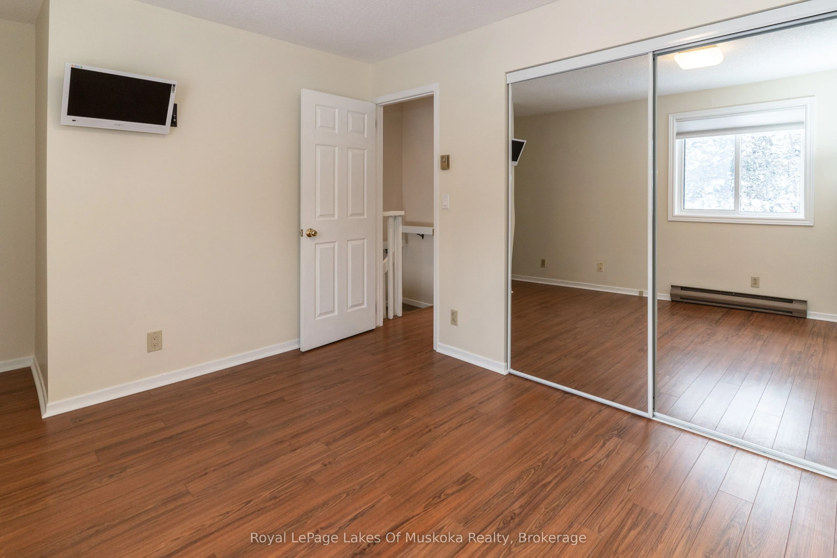 142 Ecclestone Drive, #10