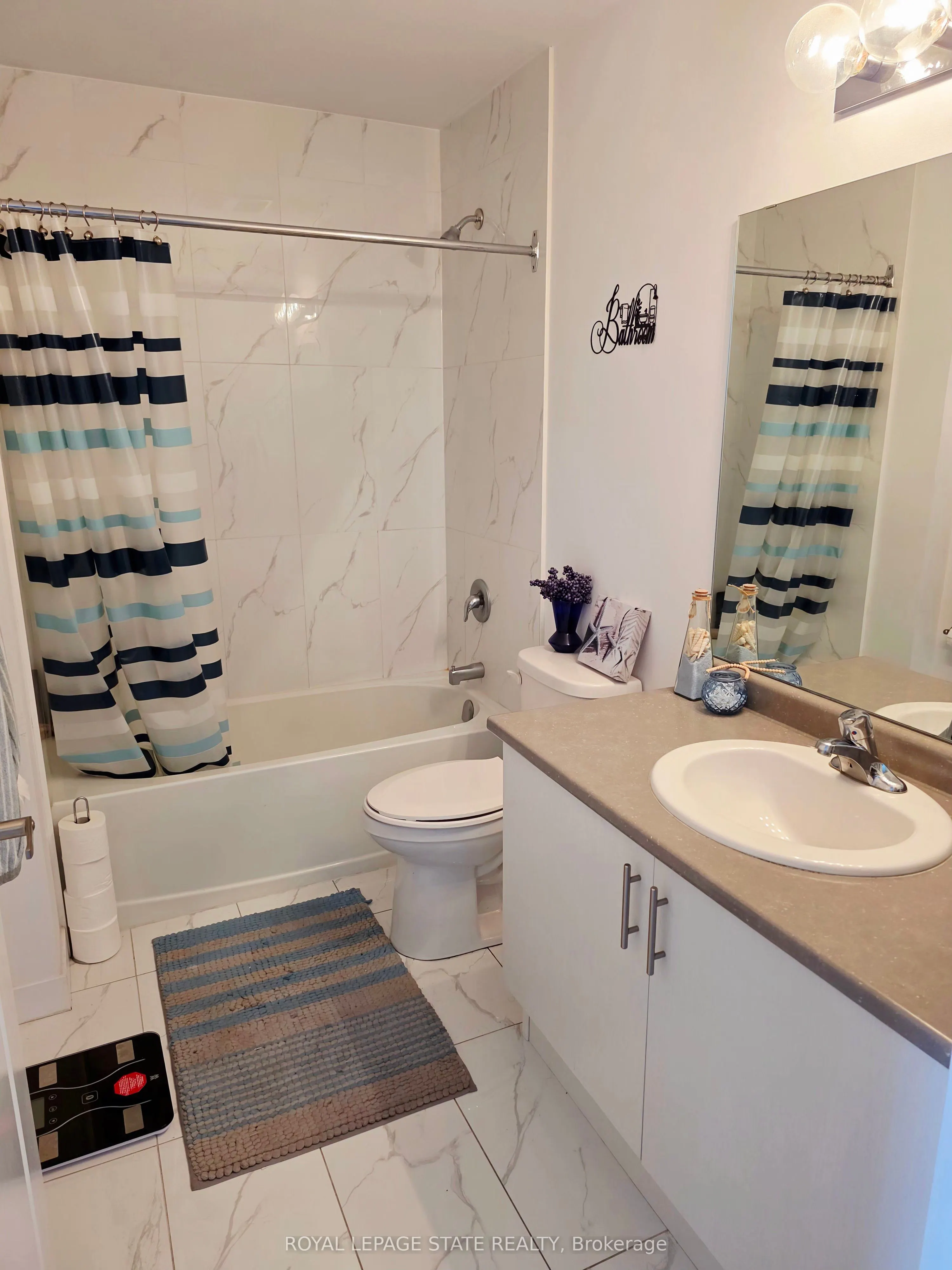 125 Shoreview Place, #307