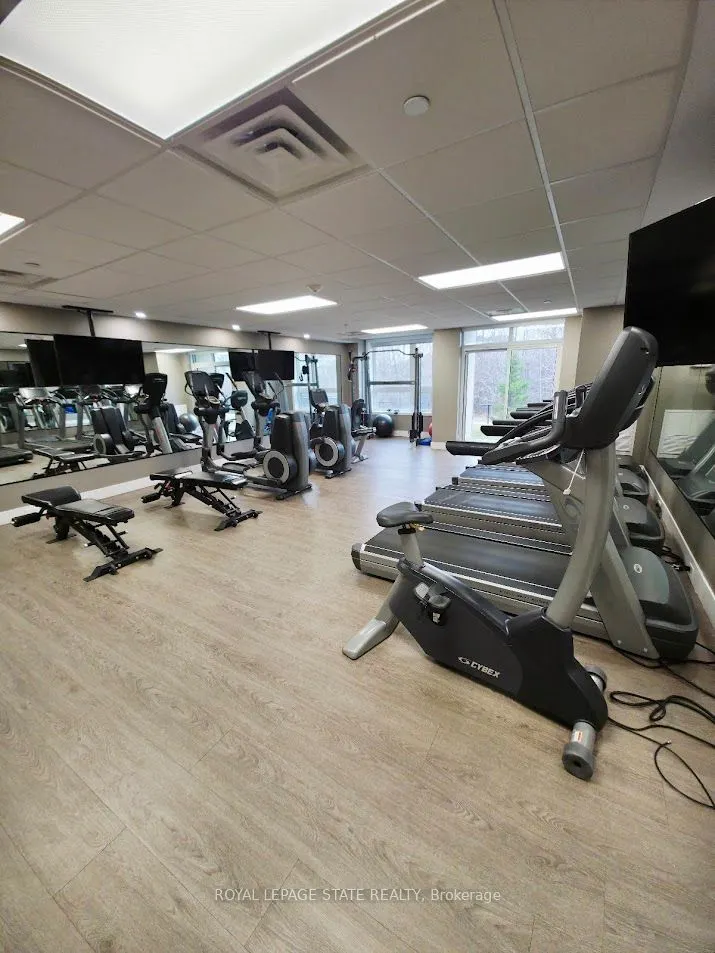 125 Shoreview Place, #307