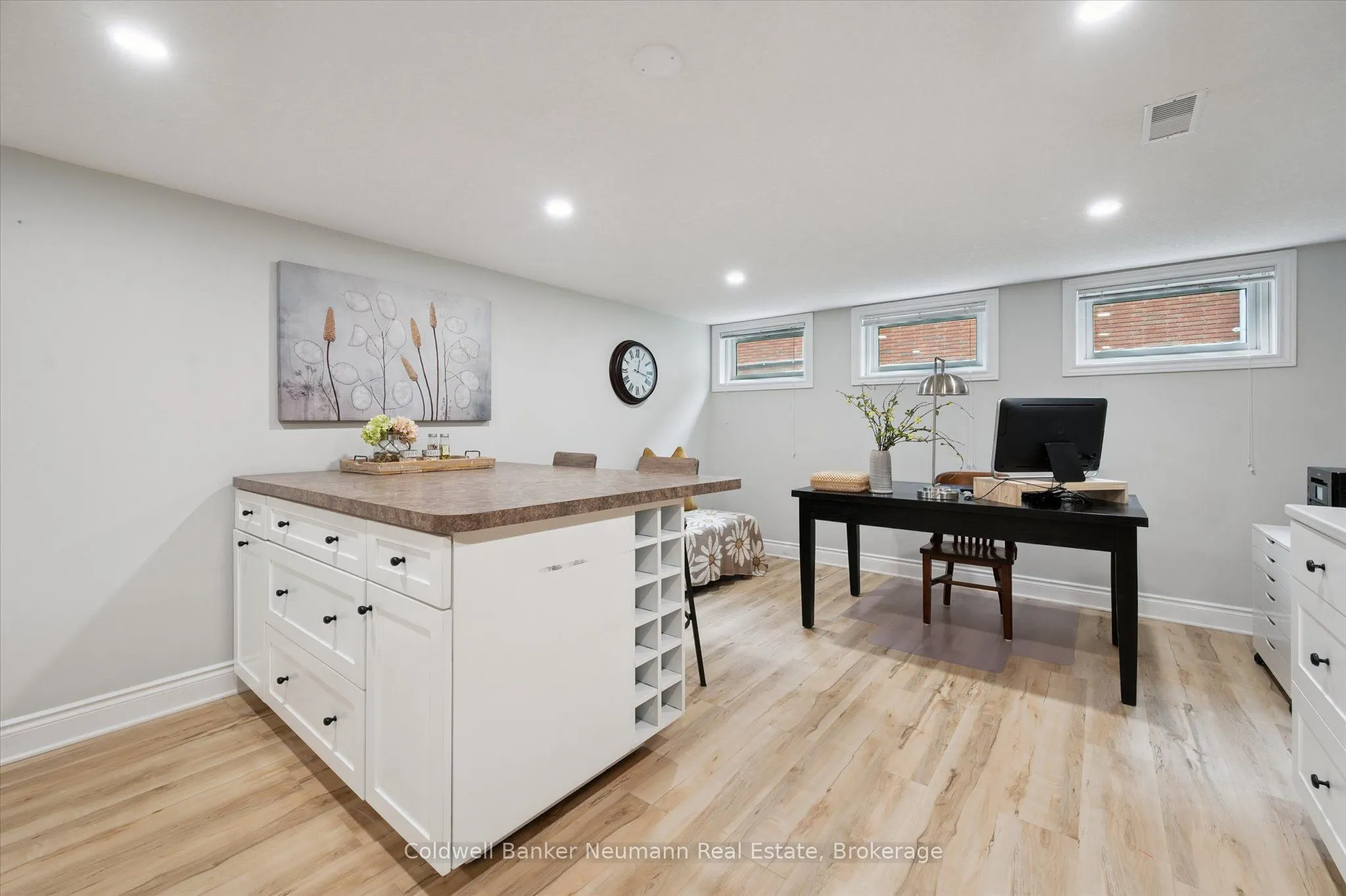 71 Pleasant Road