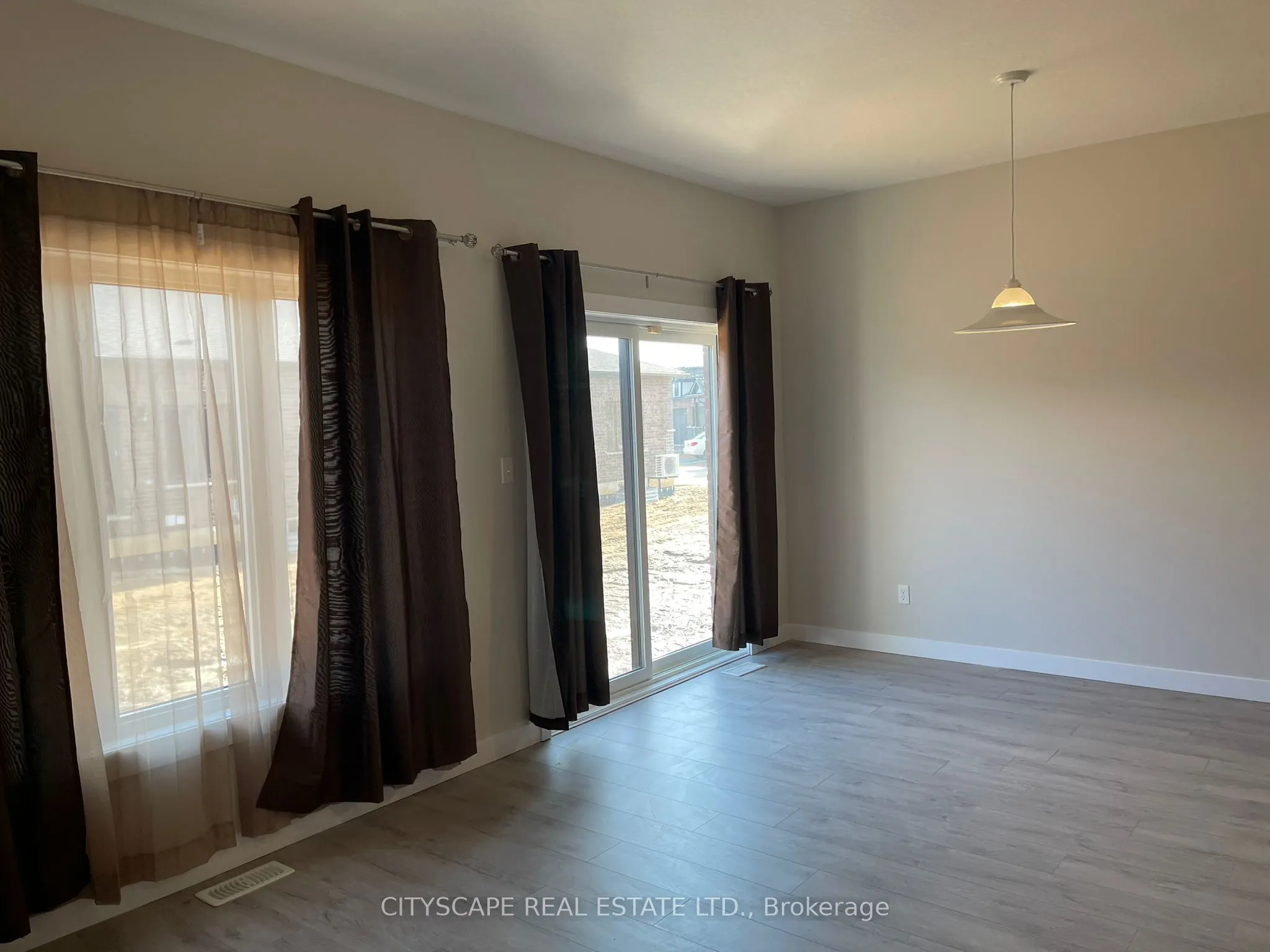 31 waterthrush Lane
