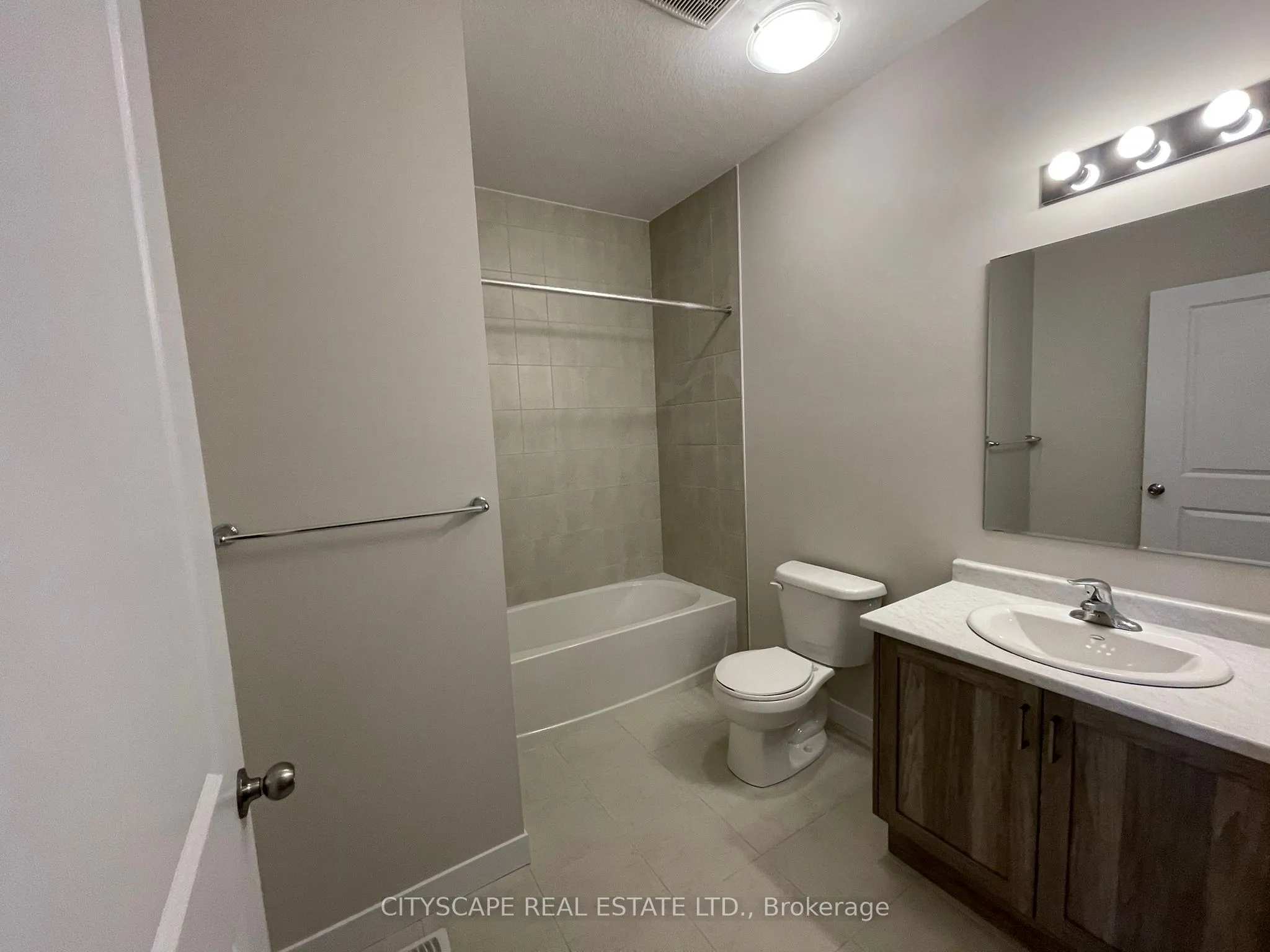 31 waterthrush Lane